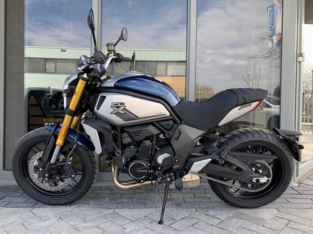CFMOTO - 700 CL-X HERITAGE