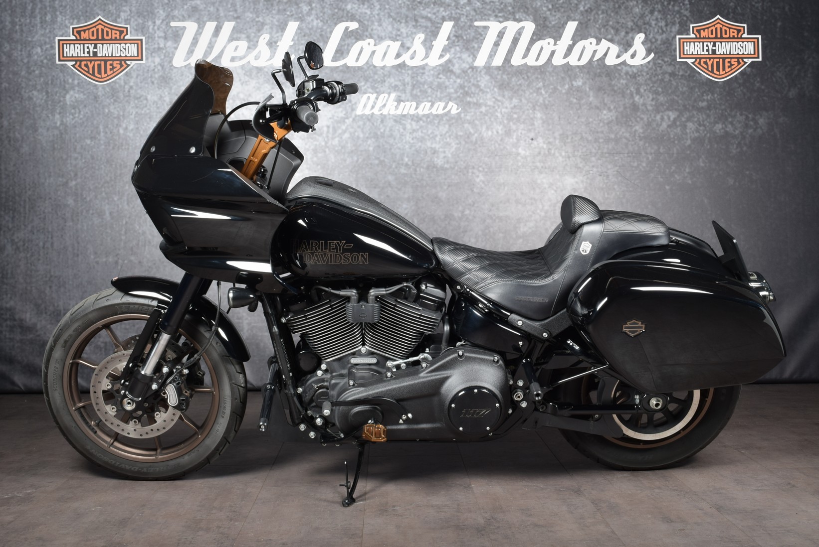 HARLEY-DAVIDSON - FXLRST Low Rider ST