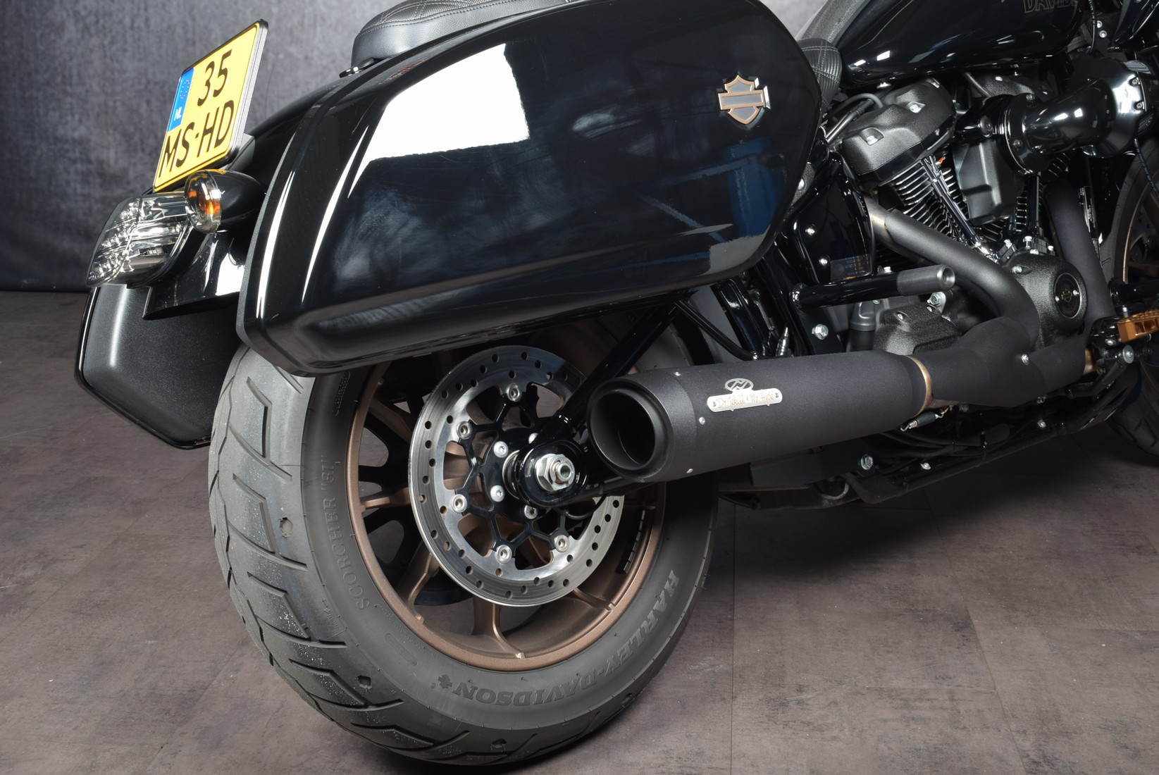 HARLEY-DAVIDSON - FXLRST Low Rider ST