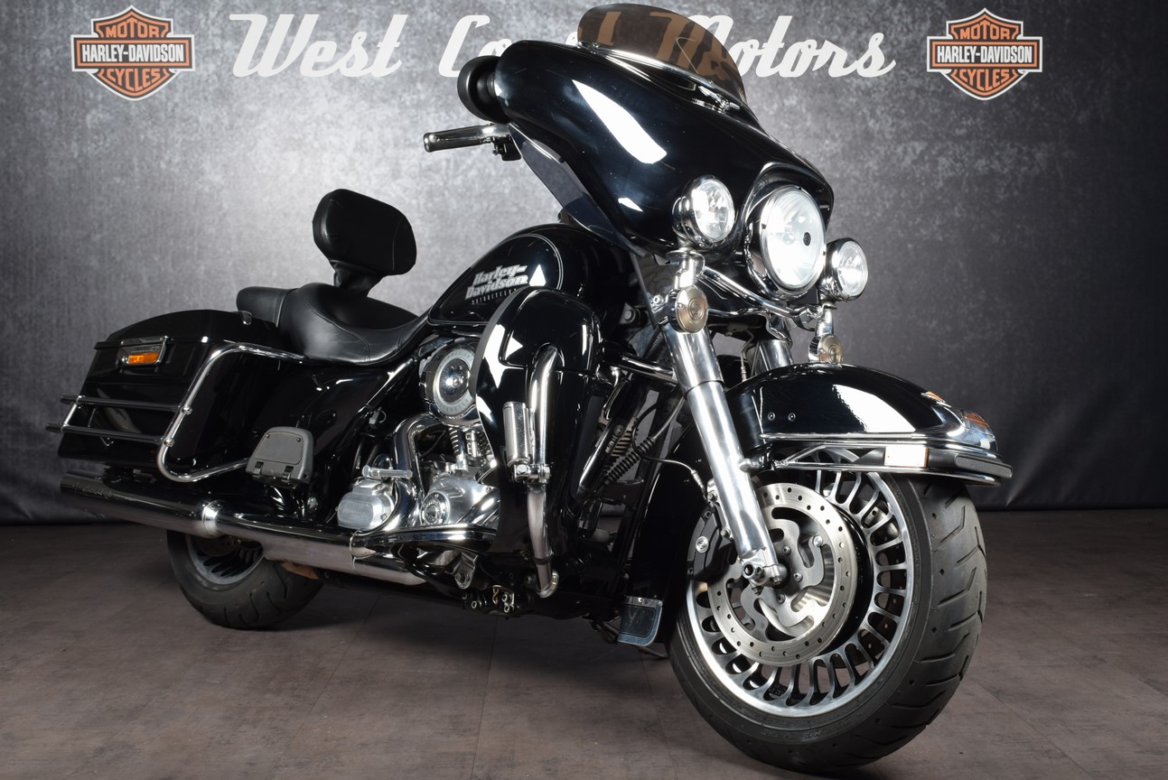 HARLEY-DAVIDSON - FLHT Electra Glide Standaard