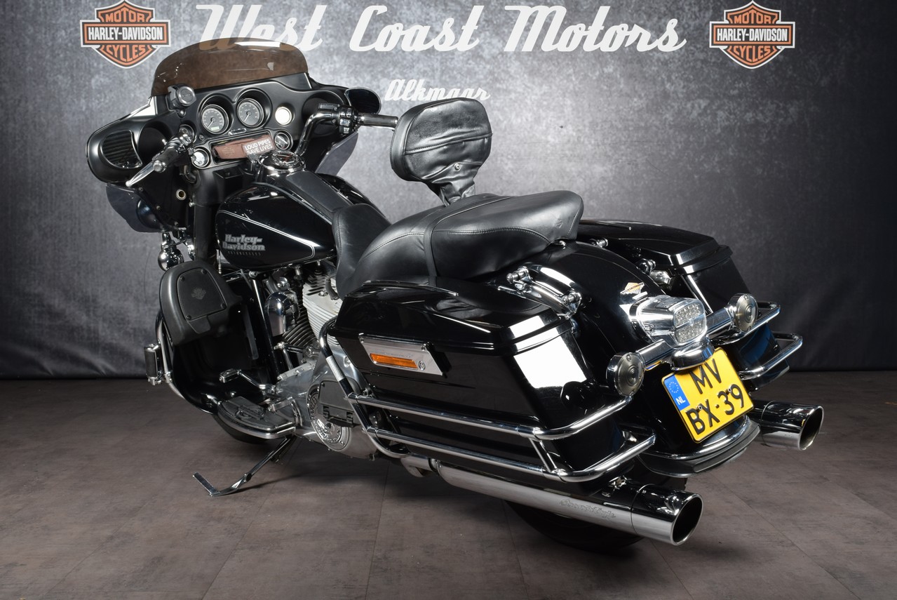 HARLEY-DAVIDSON - FLHT Electra Glide Standaard
