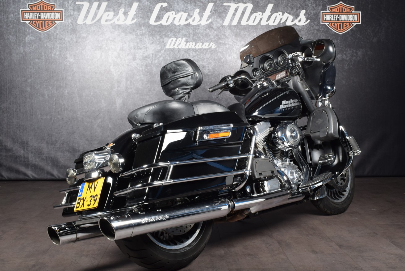 HARLEY-DAVIDSON - FLHT Electra Glide Standaard