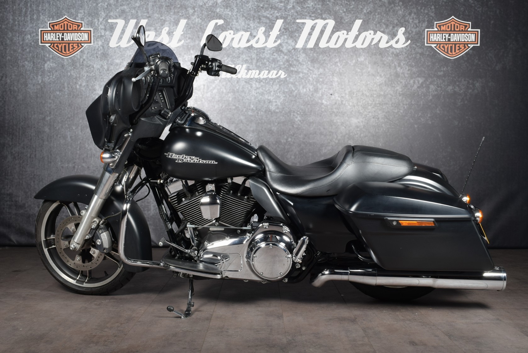 HARLEY-DAVIDSON - FLHX Street Glide