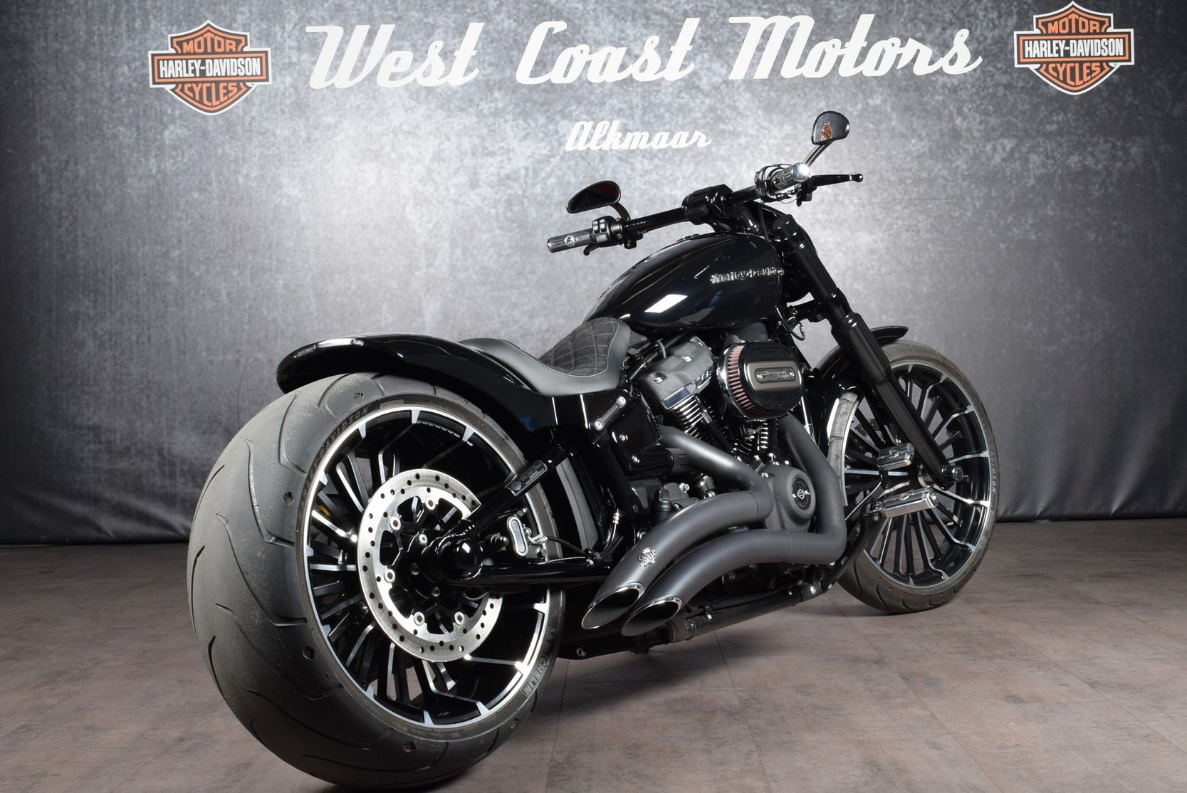 HARLEY-DAVIDSON - FXBRS Softail Breakout