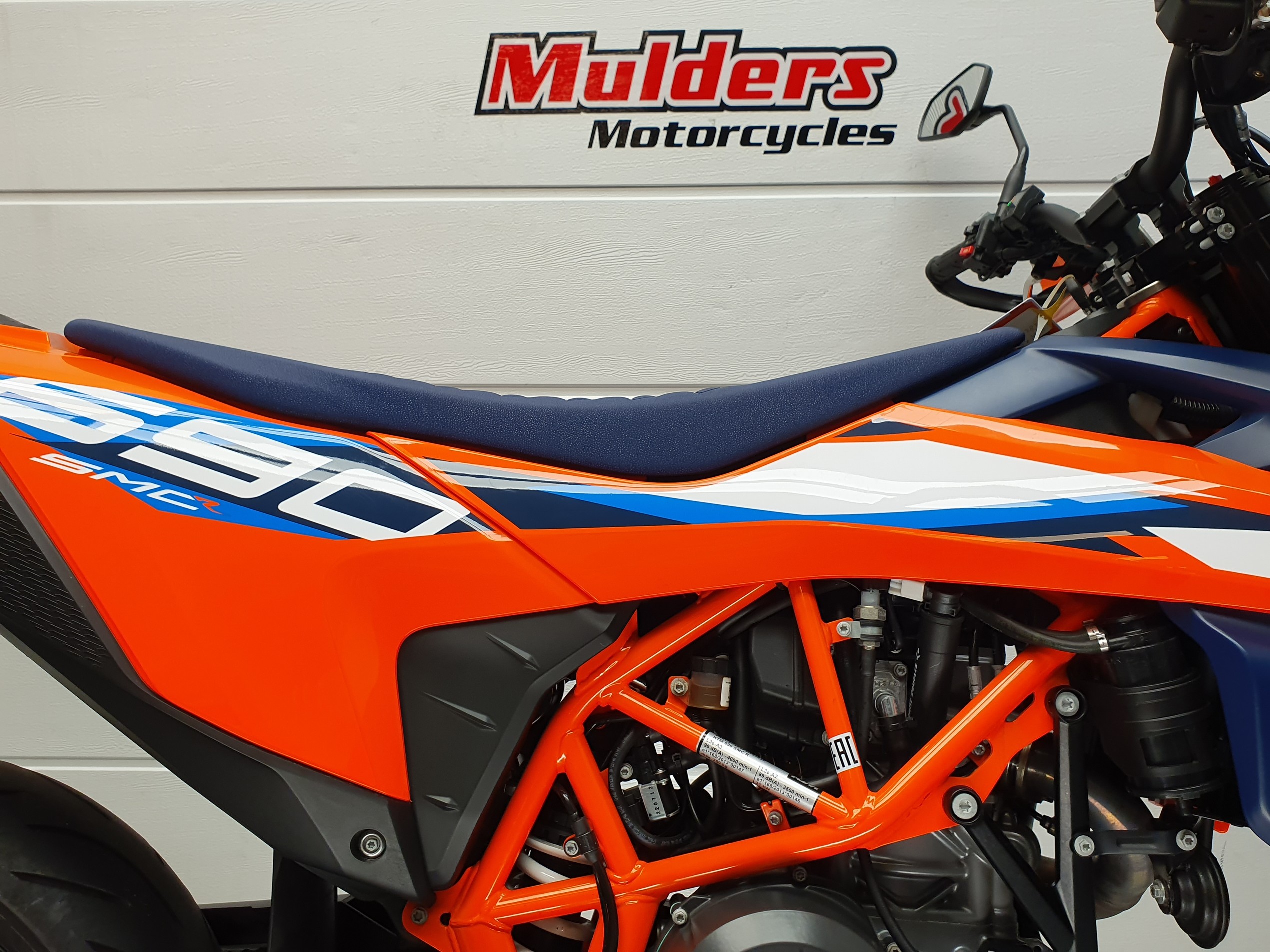 KTM - 690 SMC-R KTM 690 SMC-R