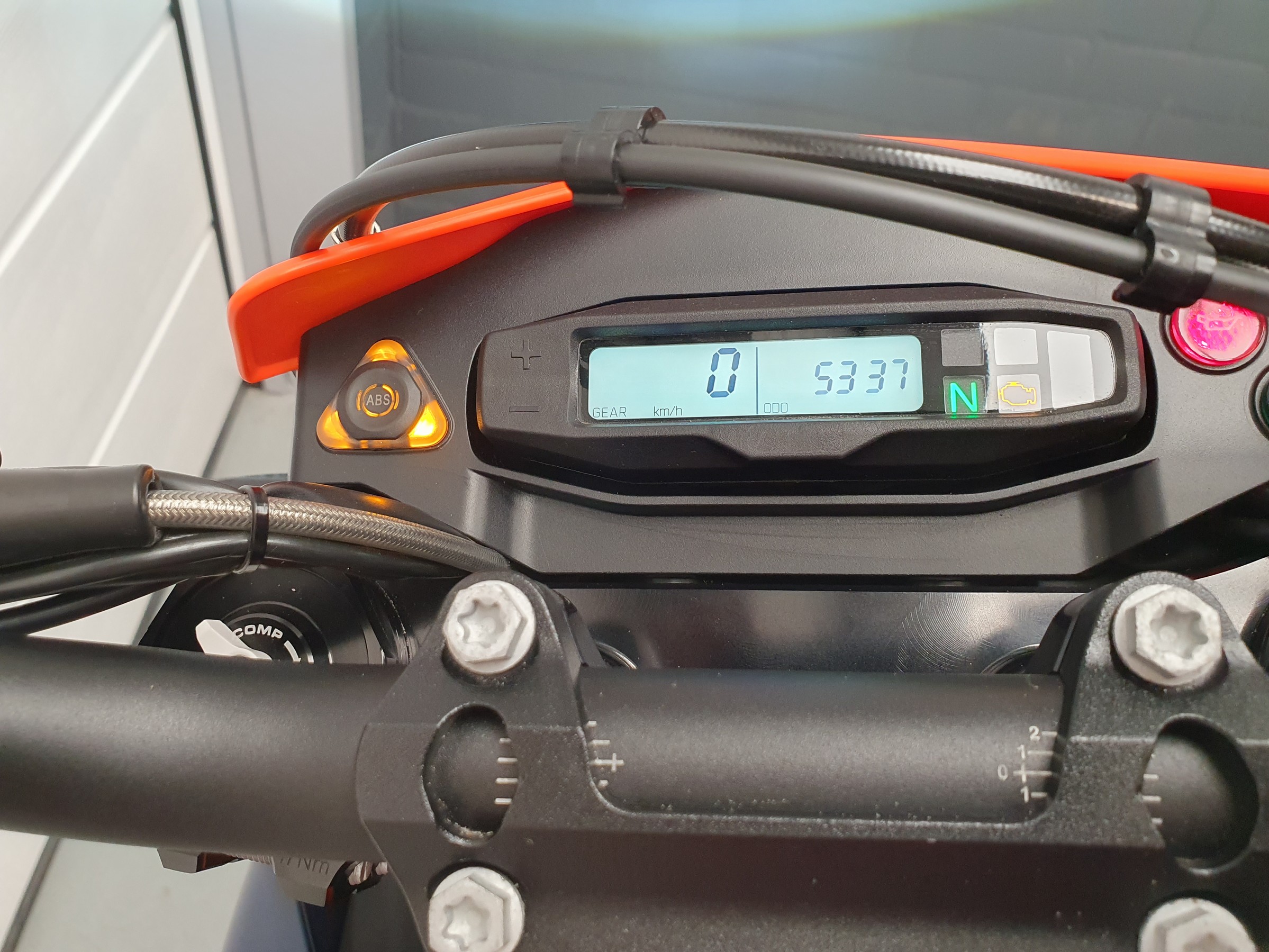 KTM - 690 SMC-R KTM 690 SMC-R
