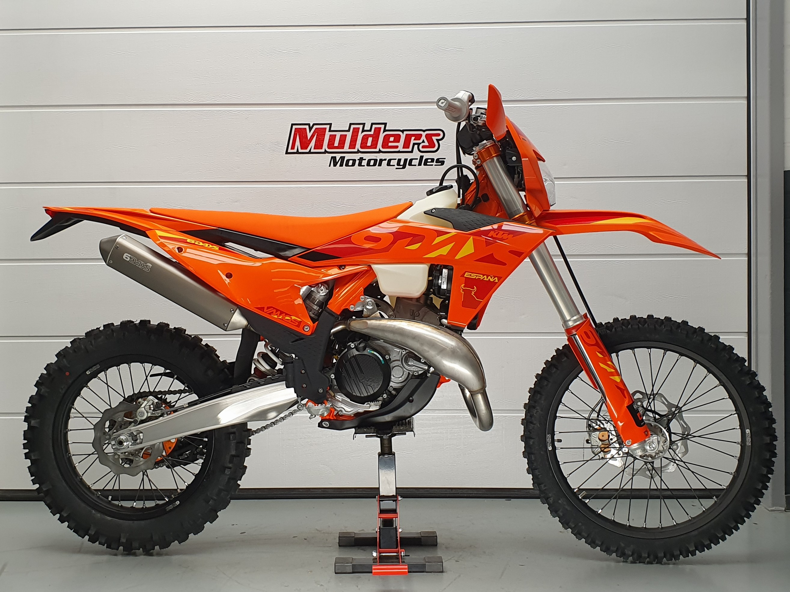 KTM - 300 EXC TBI SIX DAYS KTM 300 E