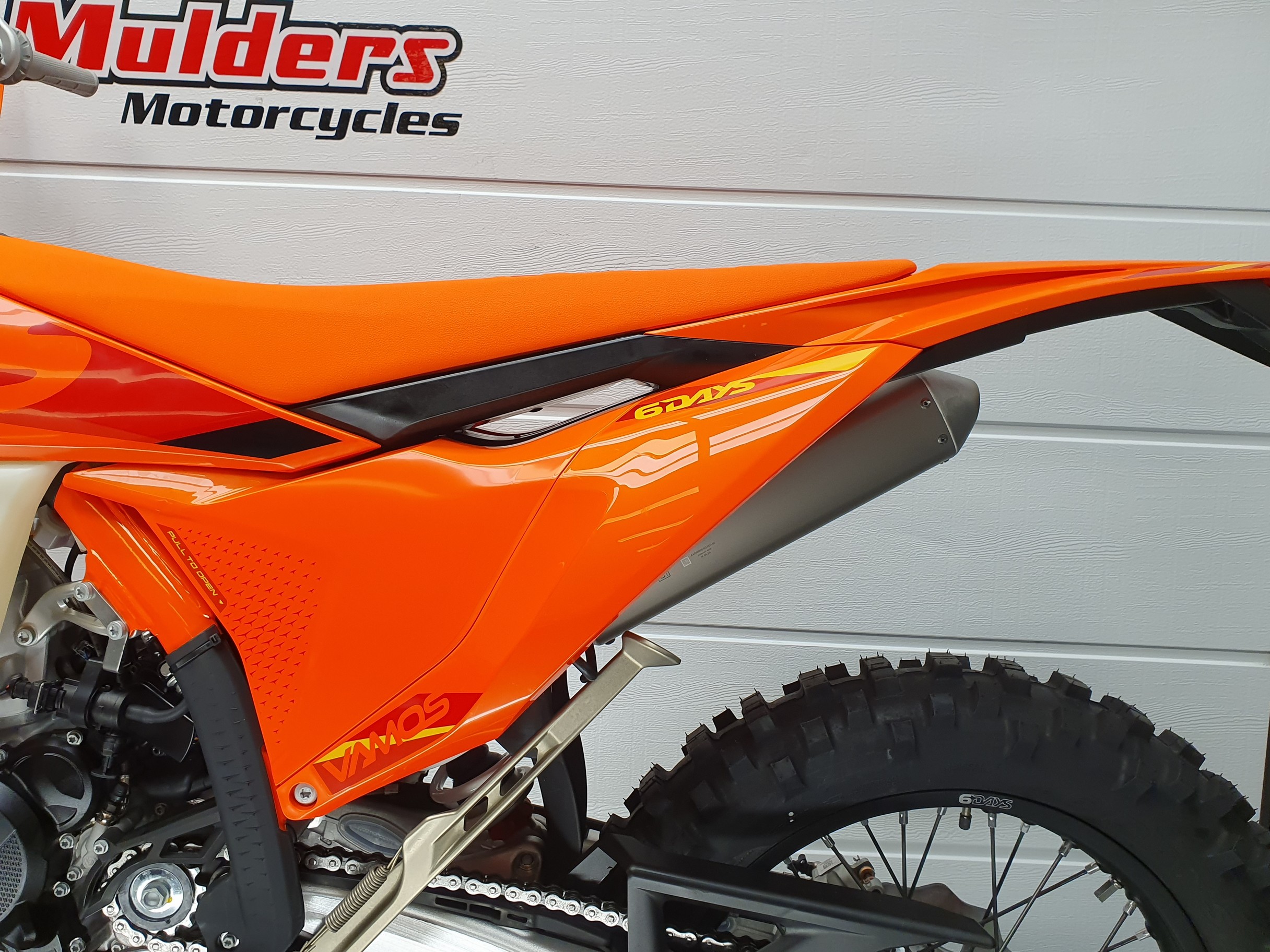 KTM - 300 EXC TBI SIX DAYS KTM 300 E