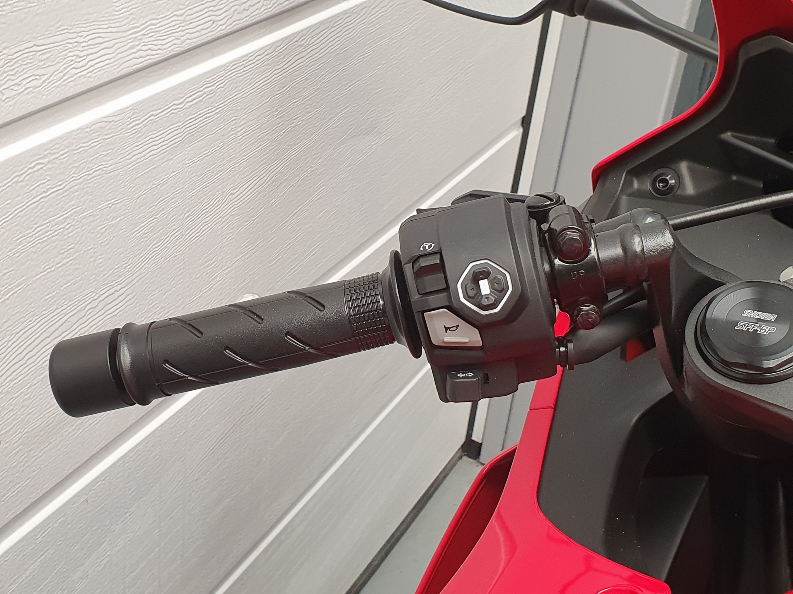HONDA - CBR 500 R ABS