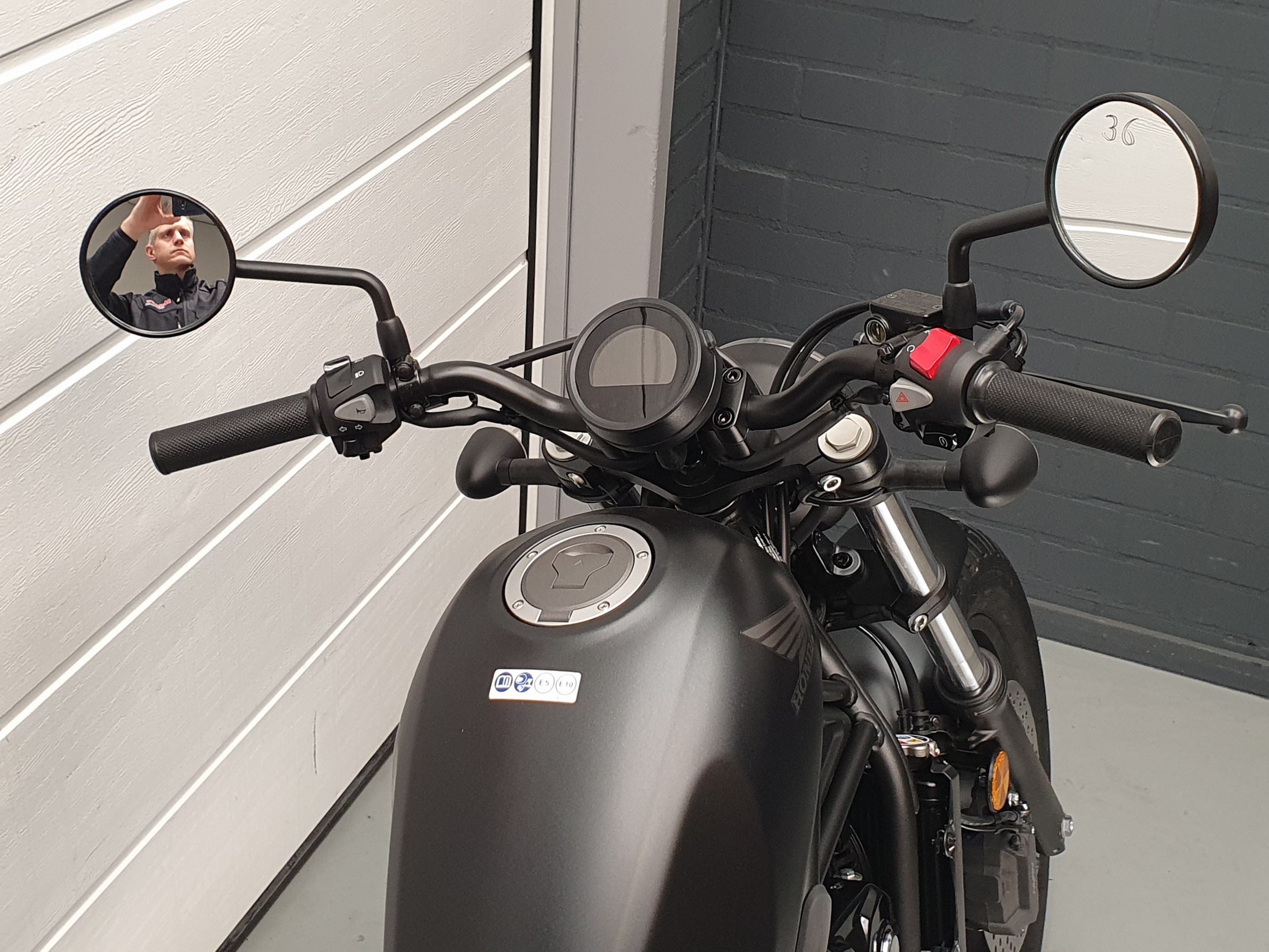 HONDA - CMX 500 REBEL HONDA CMX 500 RE