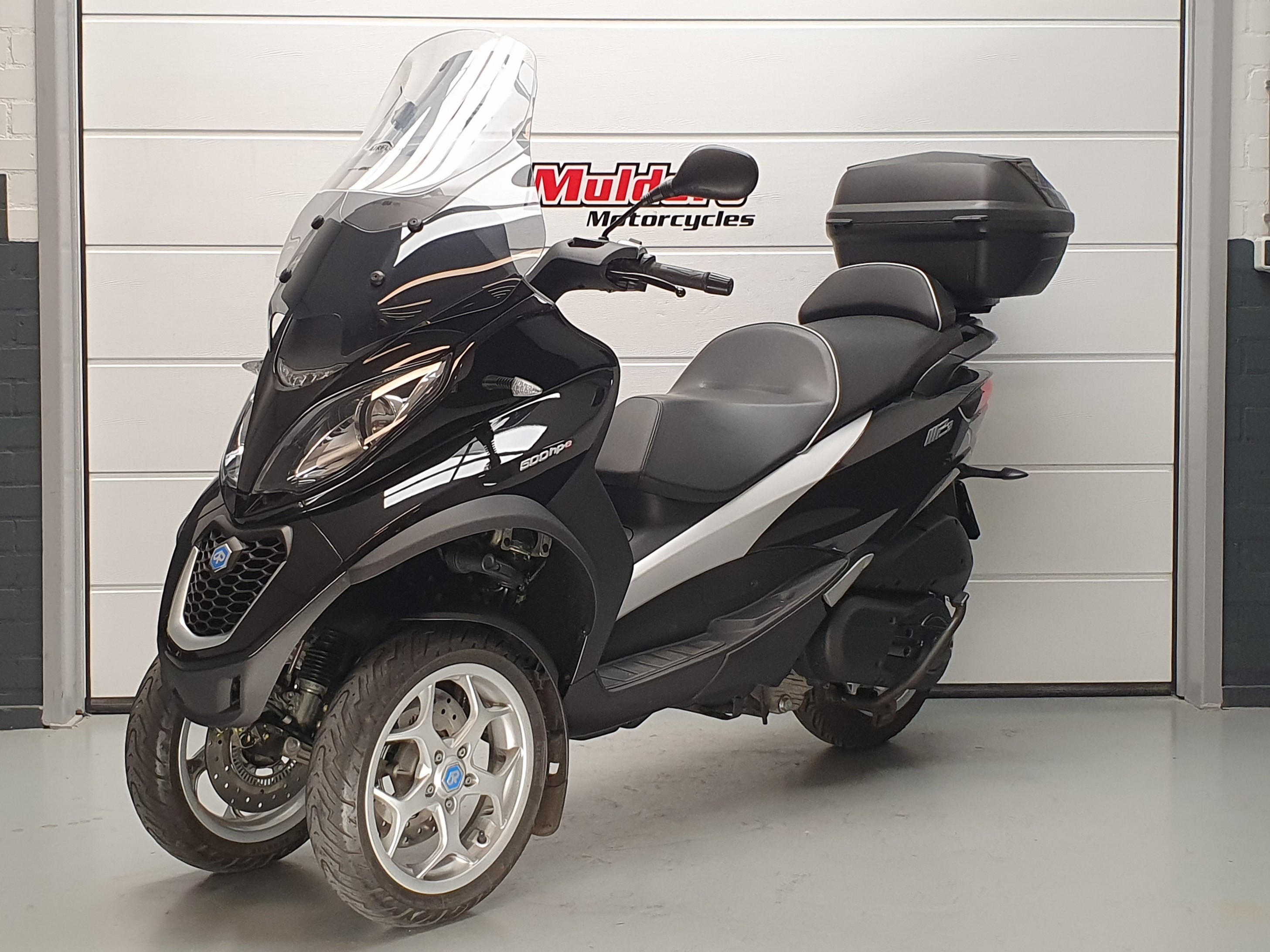 PIAGGIO - MP3 500 LT PIAGGIO MP3 500 LT