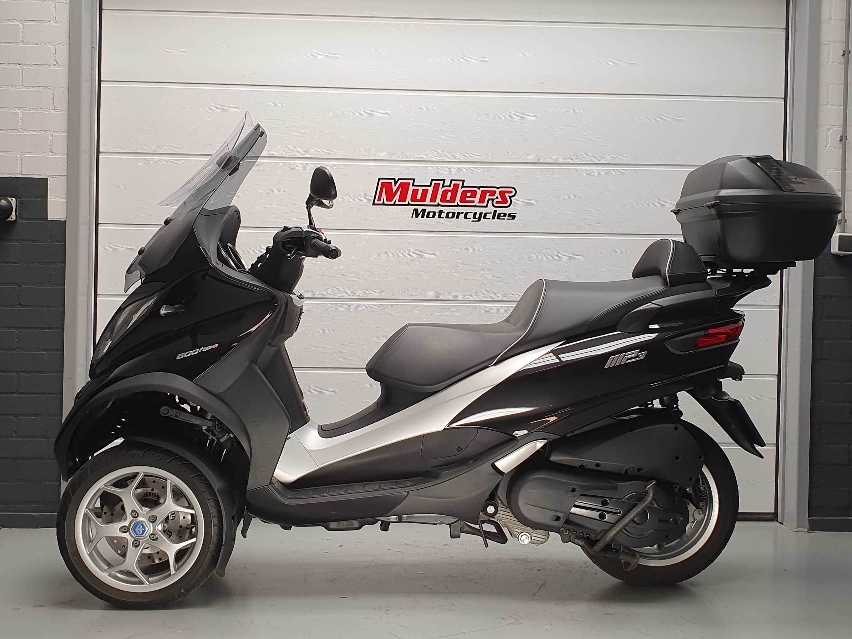PIAGGIO - MP3 500 LT PIAGGIO MP3 500 LT