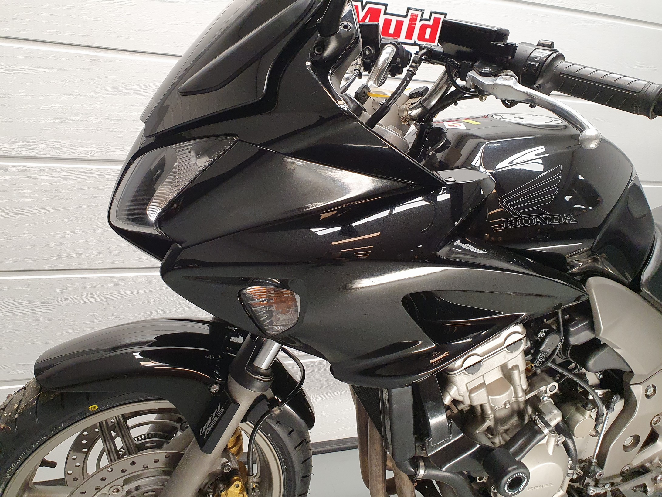 HONDA - CBF 1000 ABS HONDA CBF 1000 AB