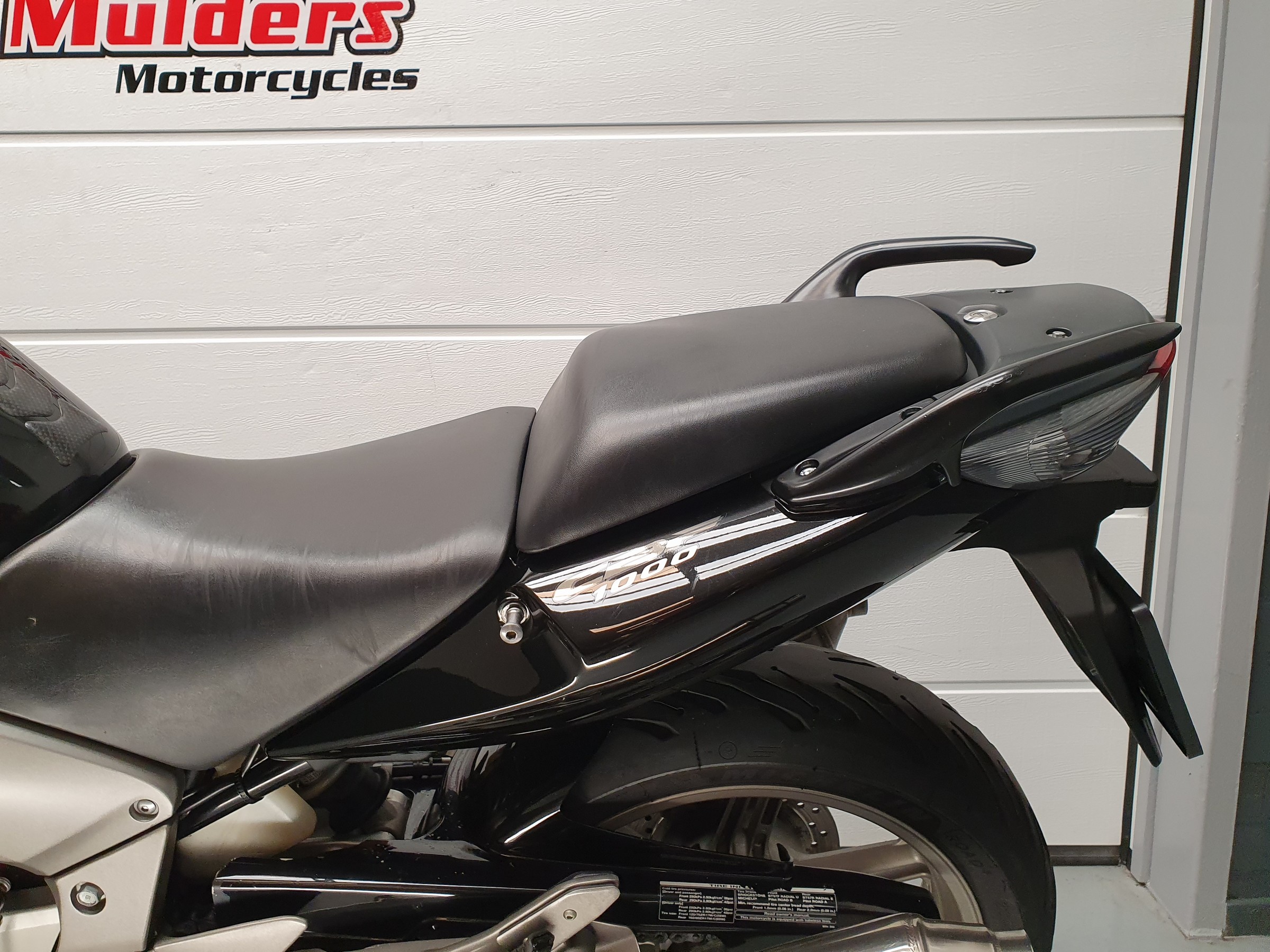HONDA - CBF 1000 ABS HONDA CBF 1000 AB