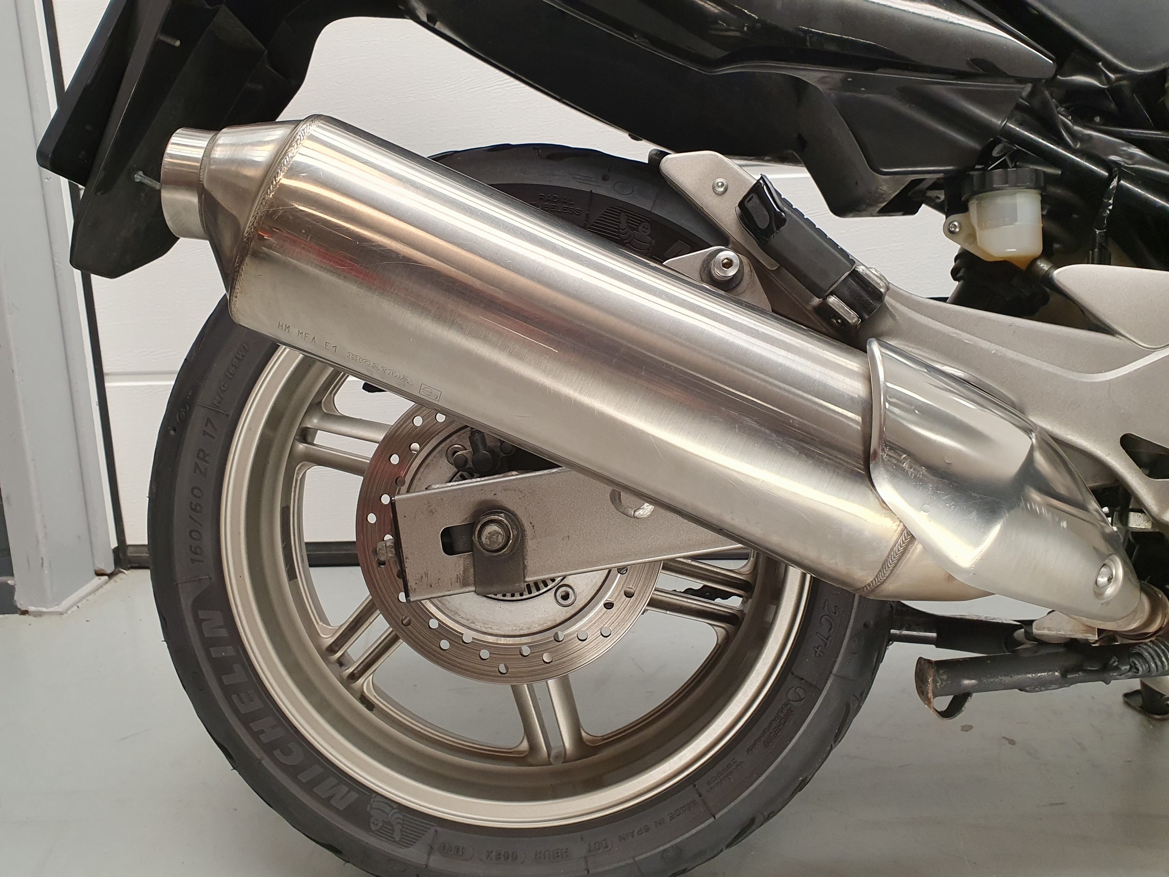 HONDA - CBF 1000 ABS HONDA CBF 1000 AB