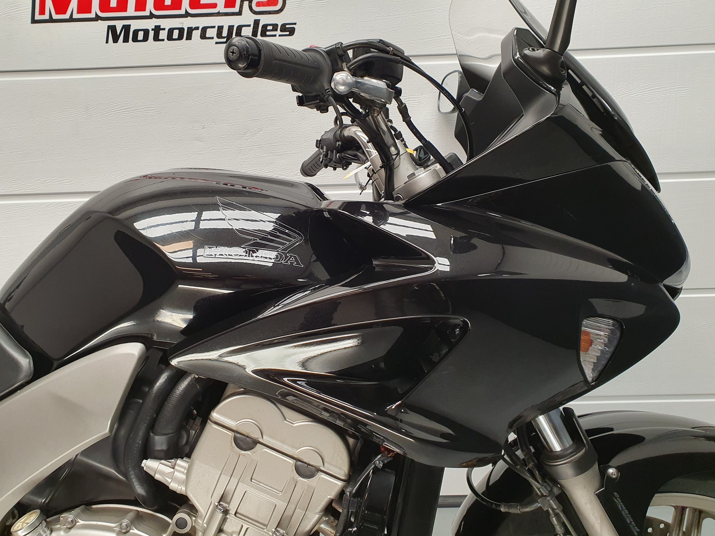 HONDA - CBF 1000 ABS HONDA CBF 1000 AB