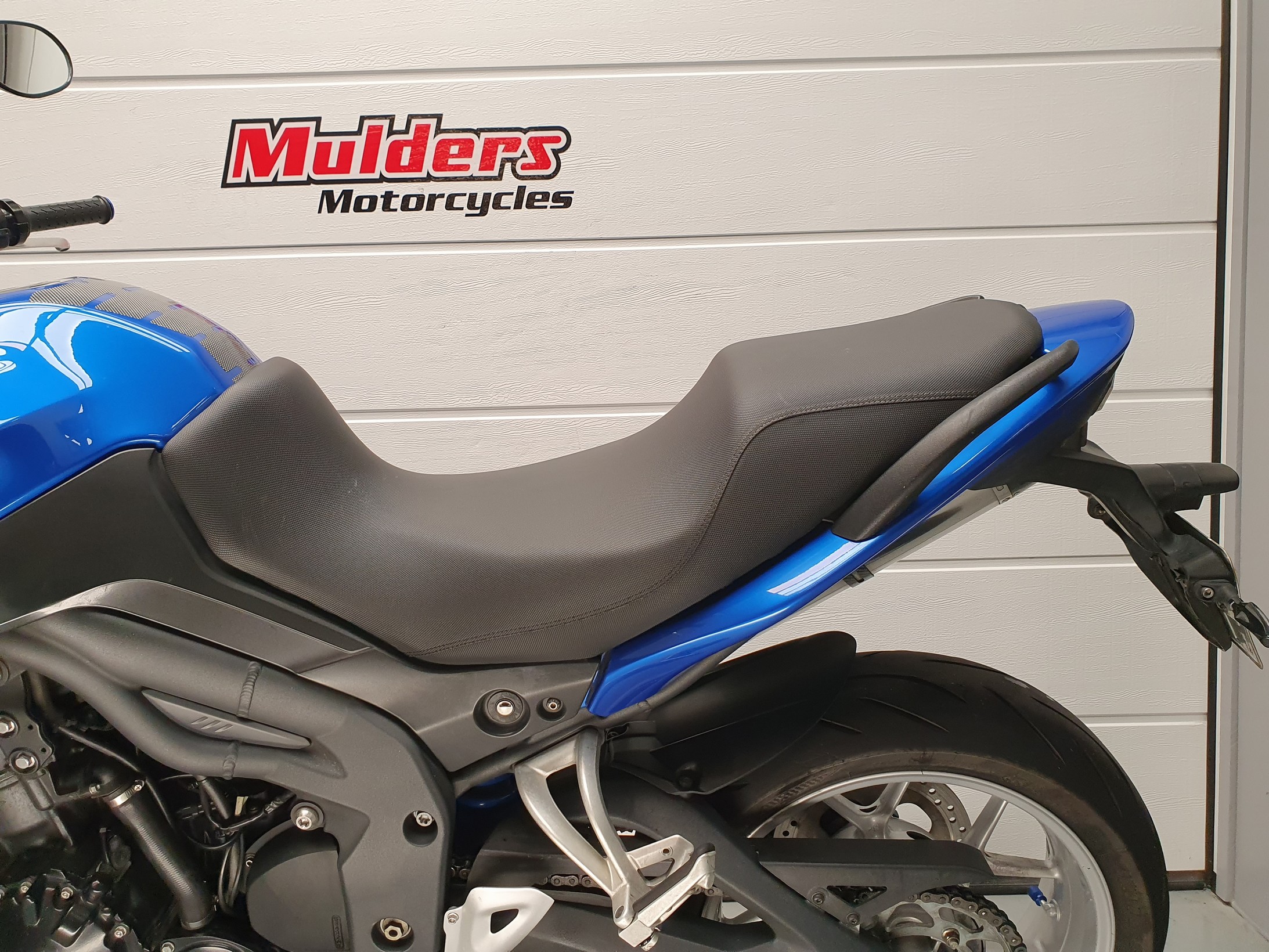 TRIUMPH - TIGER 1050 TRIUMPH TIGER 1050