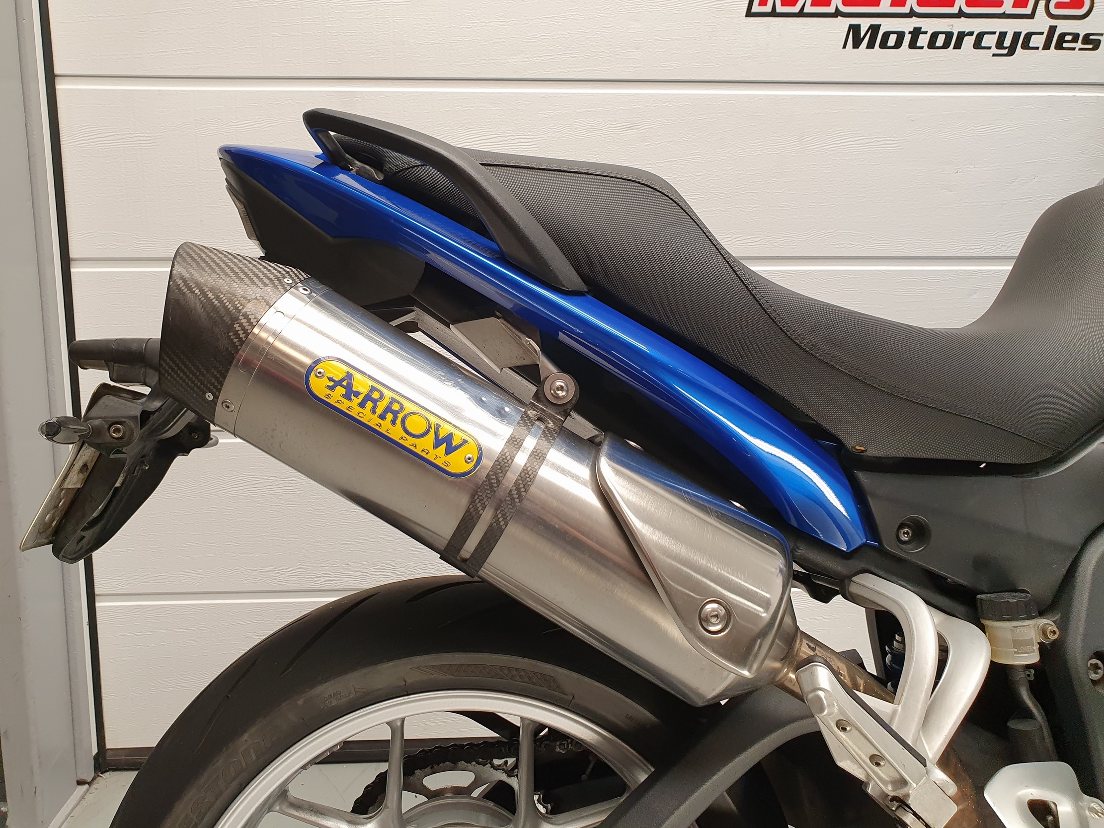 TRIUMPH - TIGER 1050 TRIUMPH TIGER 1050