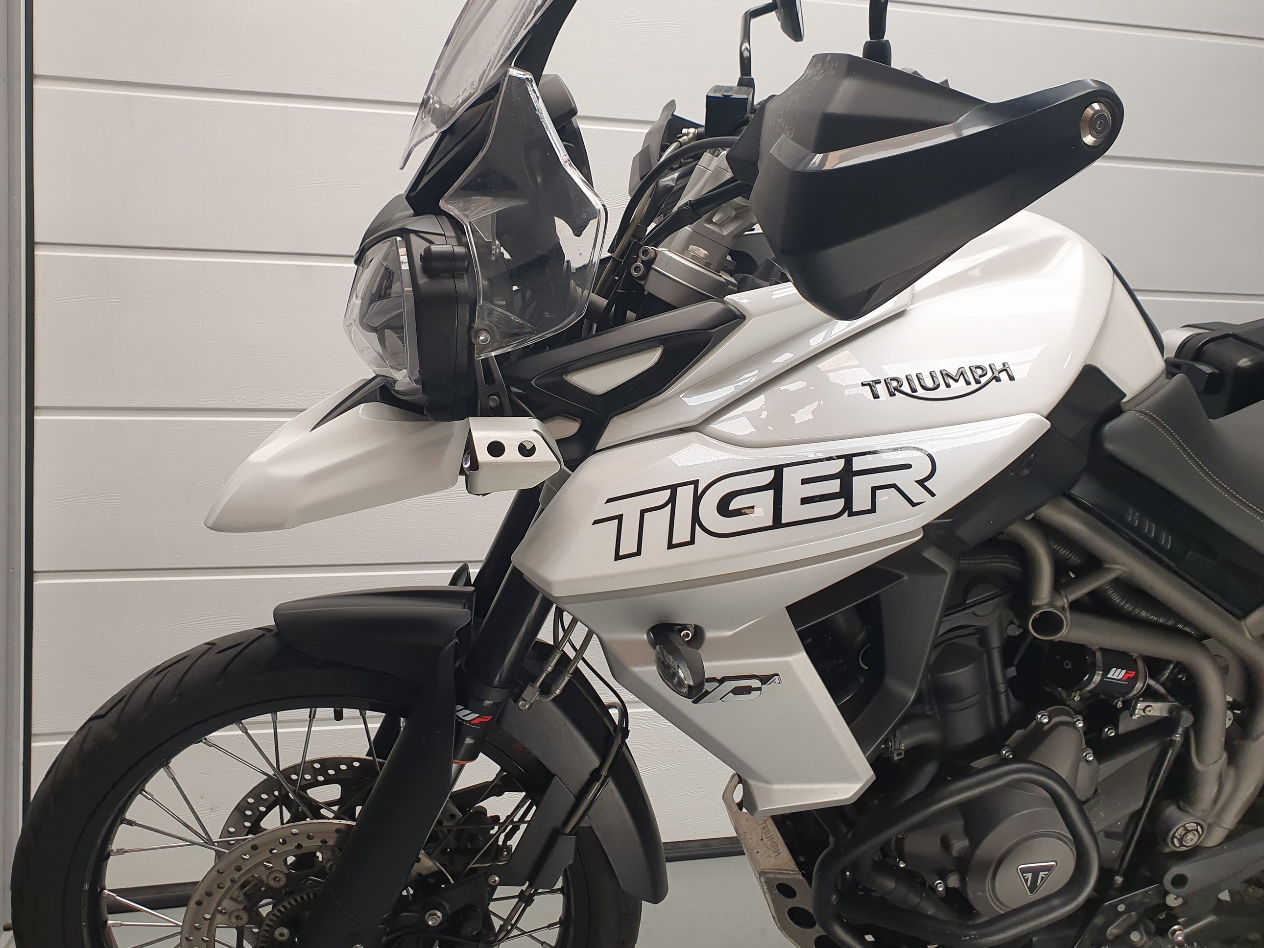 TRIUMPH - TIGER 800 XCA TRIUMPH TIGER 80