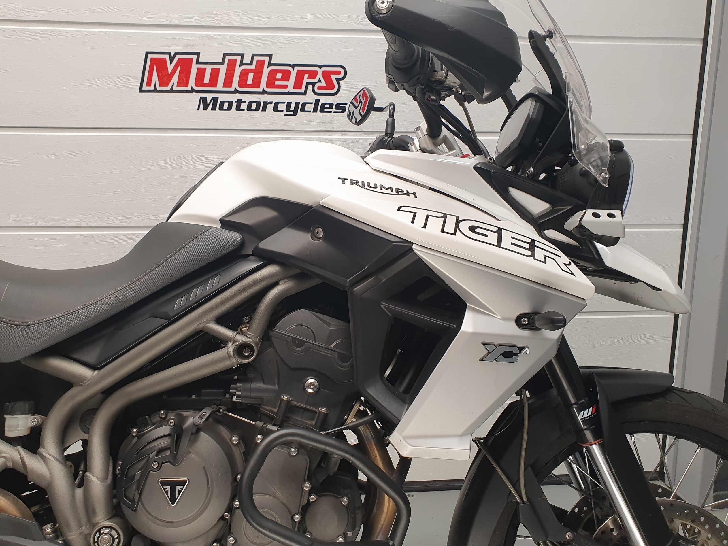 TRIUMPH - TIGER 800 XCA TRIUMPH TIGER 80