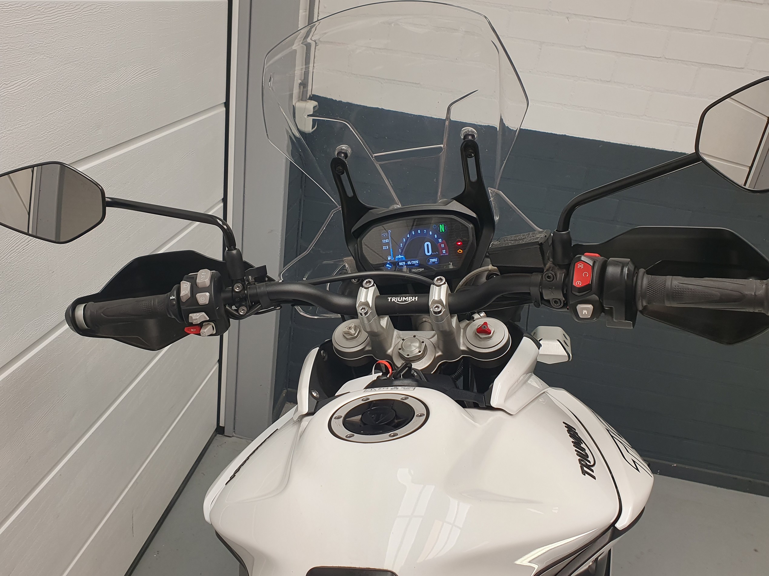 TRIUMPH - TIGER 800 XCA TRIUMPH TIGER 80