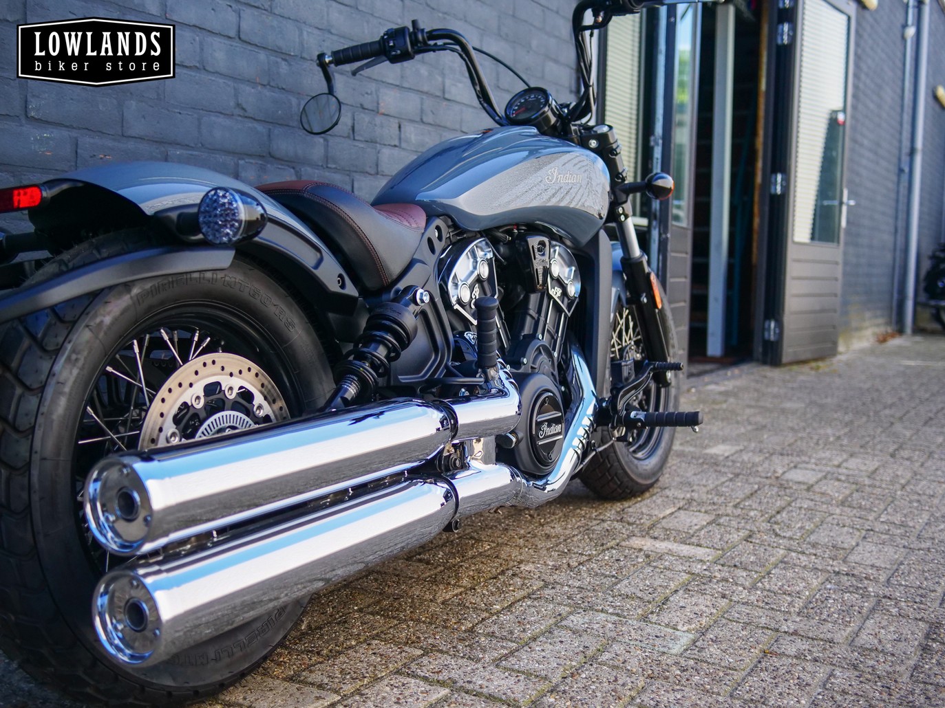 INDIAN - Scout Bobber Twenty