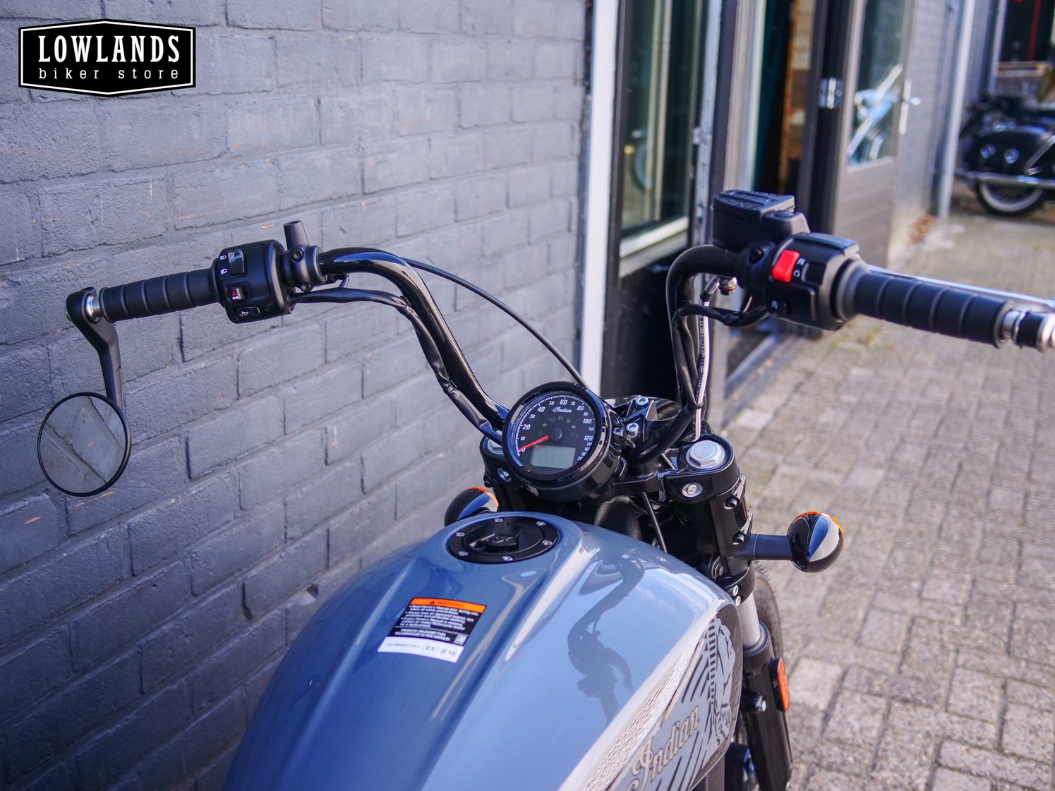 INDIAN - Scout Bobber Twenty