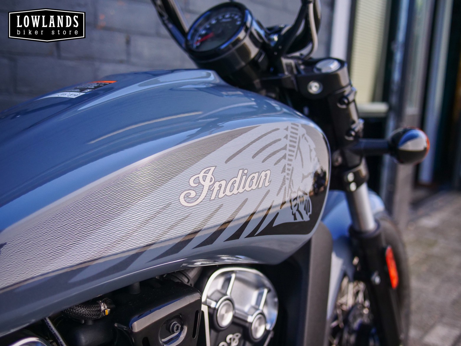 INDIAN - Scout Bobber Twenty