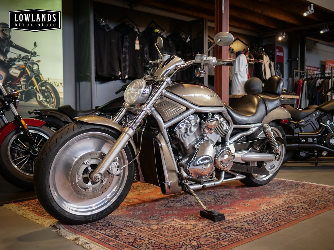 HARLEY-DAVIDSON - VRSCA V-ROD