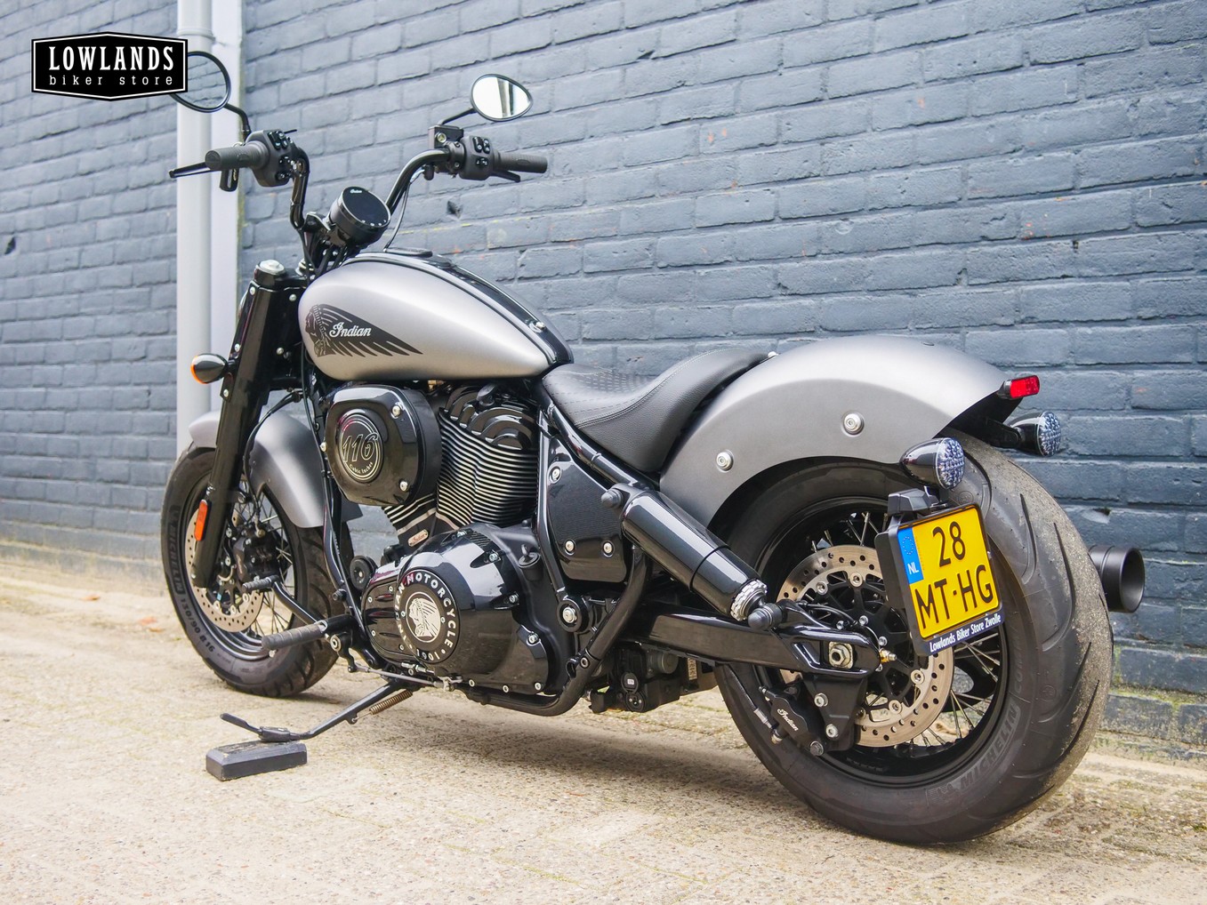 INDIAN - CHIEF BOBBER DARK HORSE TITANI