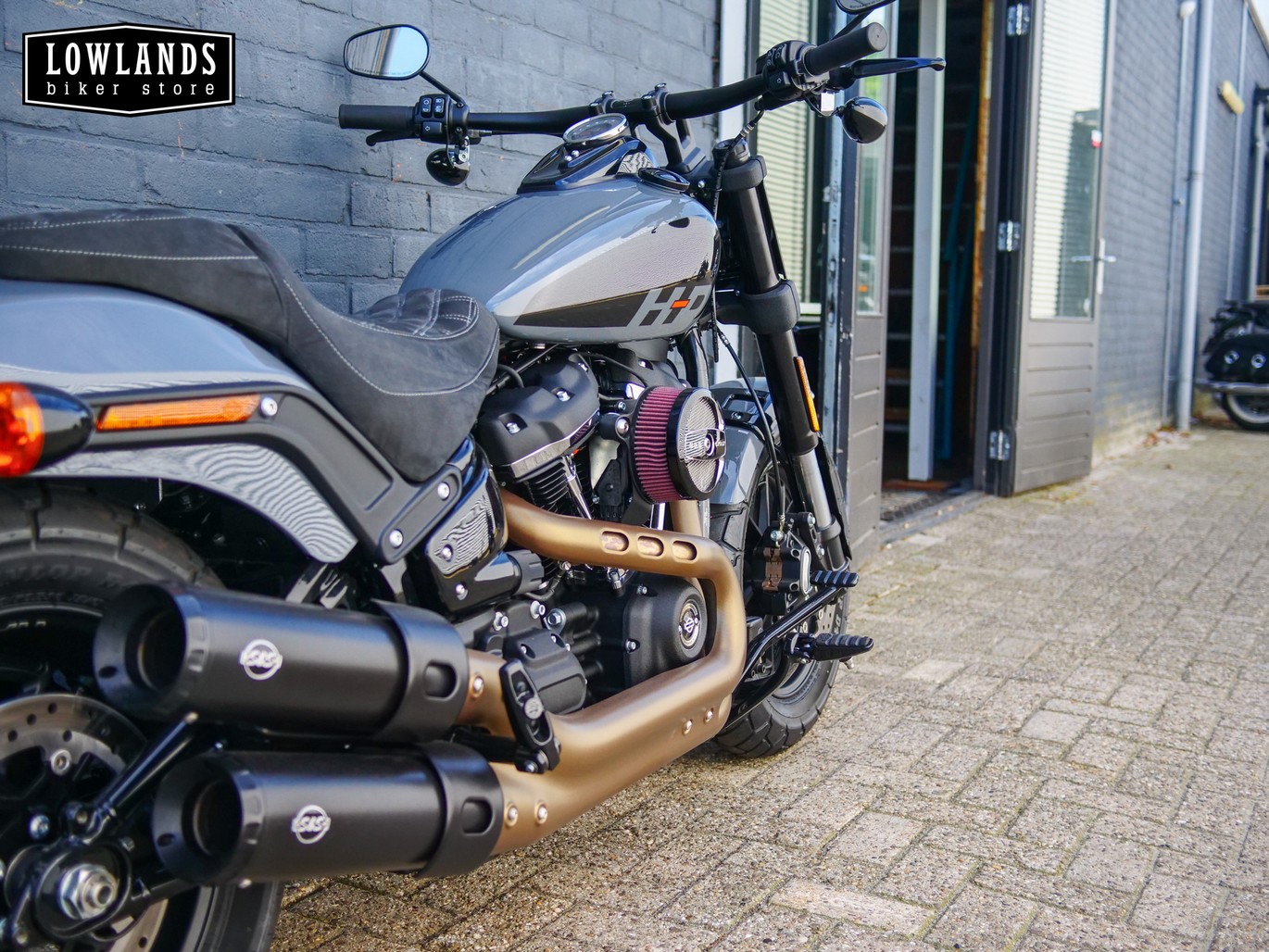 HARLEY-DAVIDSON - FAT BOB