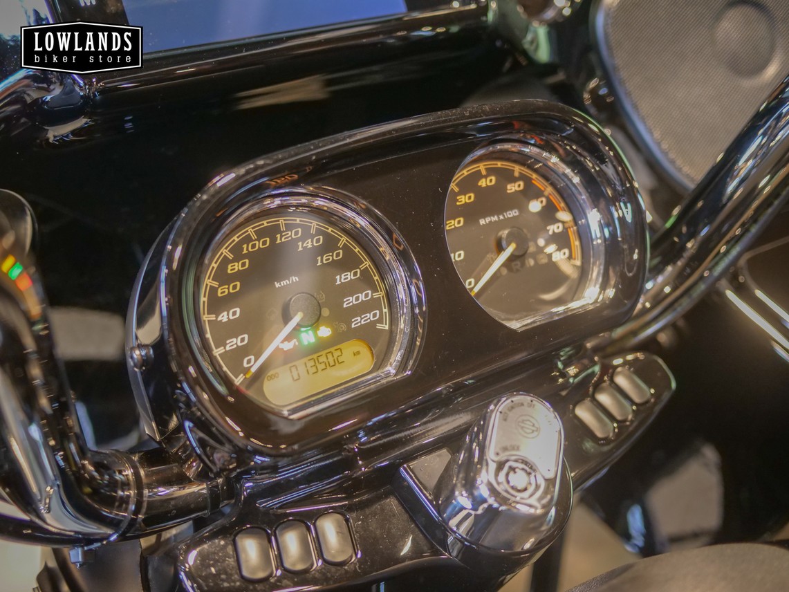 HARLEY-DAVIDSON - Road Glide Special