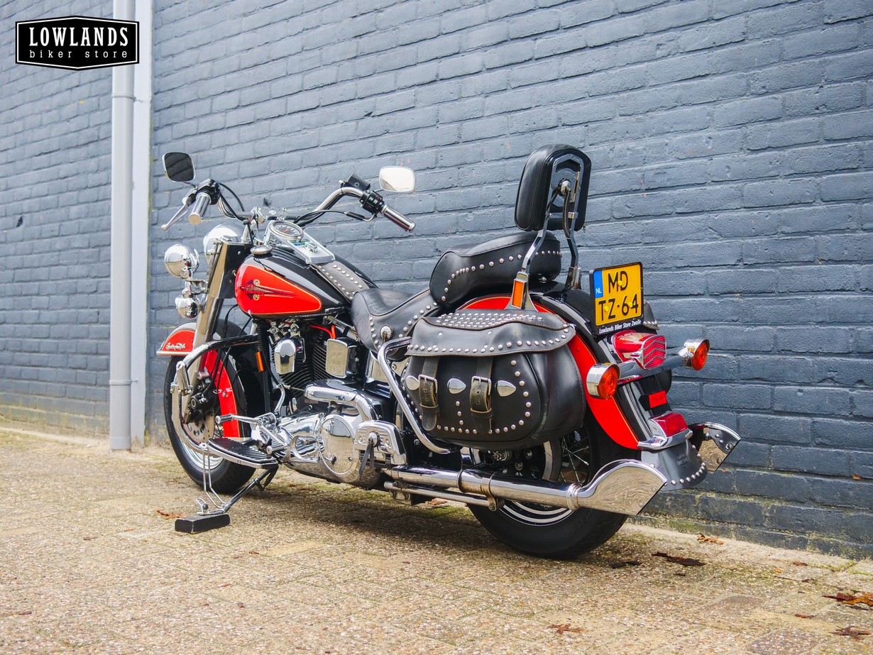 HARLEY-DAVIDSON - FLSTC Softail Heritage Classic