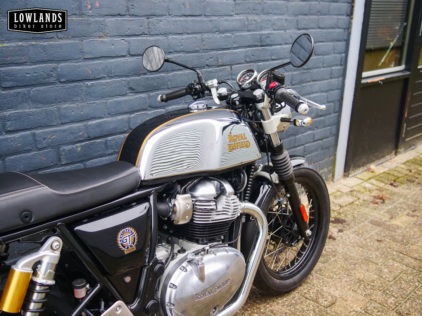 ROYAL-ENFIELD - CONTINENTAL GT Mister Clean