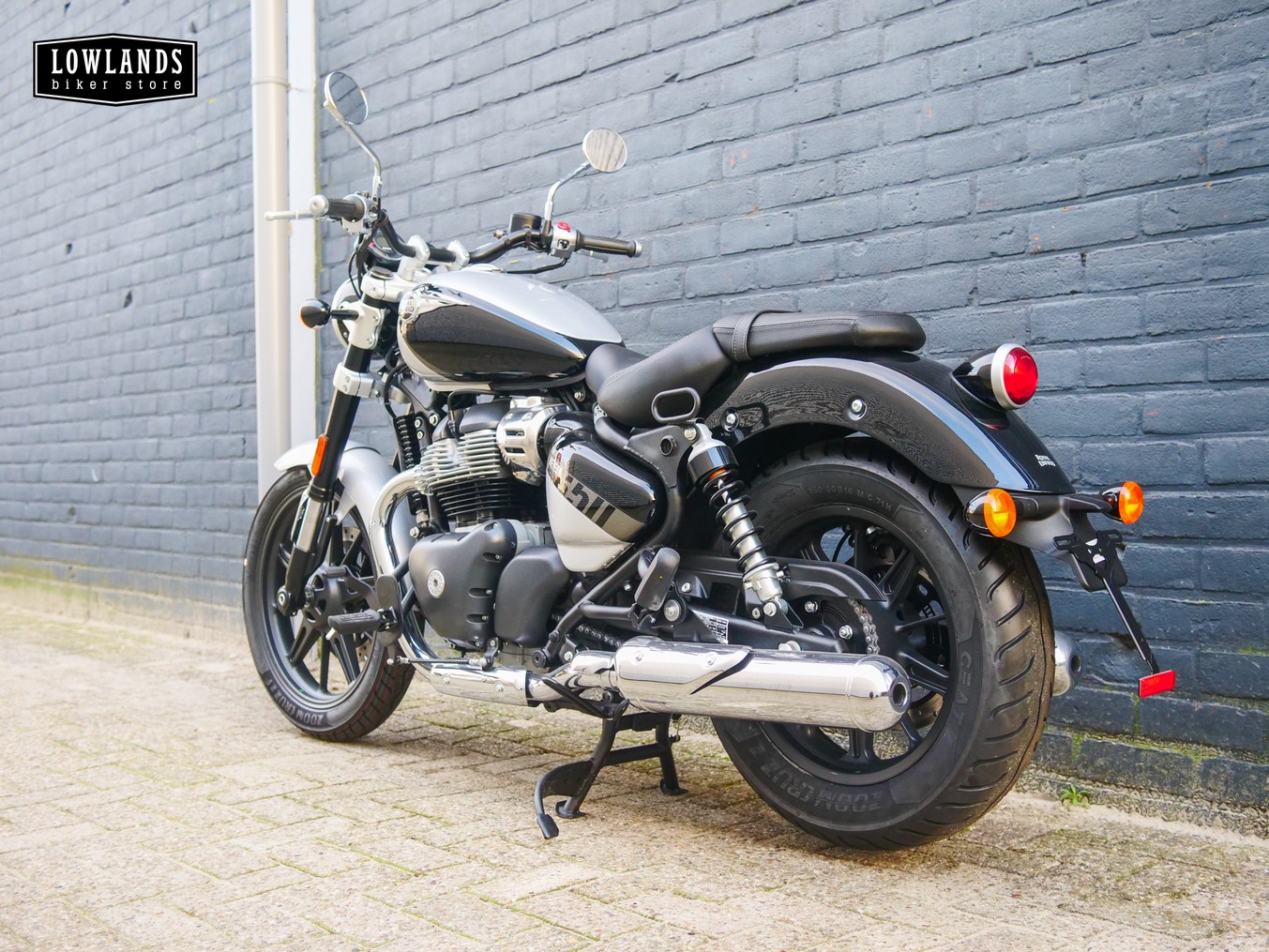 ROYAL-ENFIELD - Super Meteor 650 Interstellar