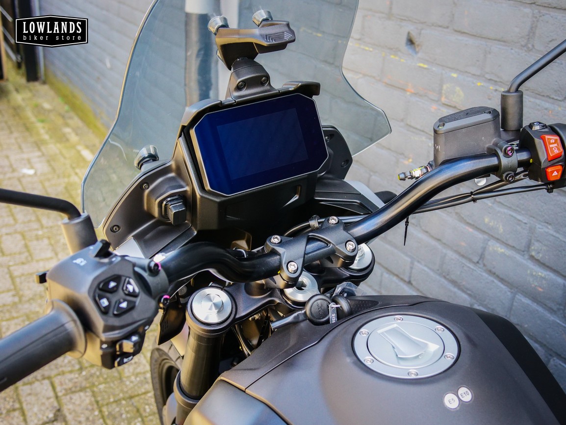 MOTO GUZZI - V85 Strada E5+ Nero