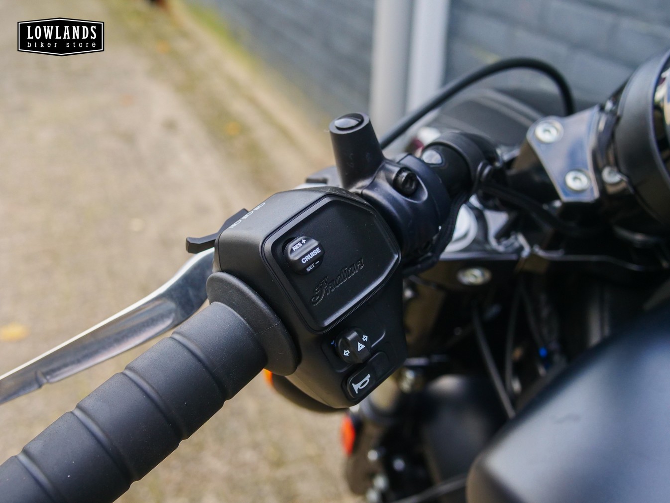 INDIAN - Scout Bobber 1250 Limited Blac