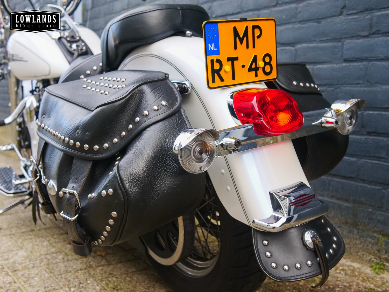 HARLEY-DAVIDSON - Softail Heritage