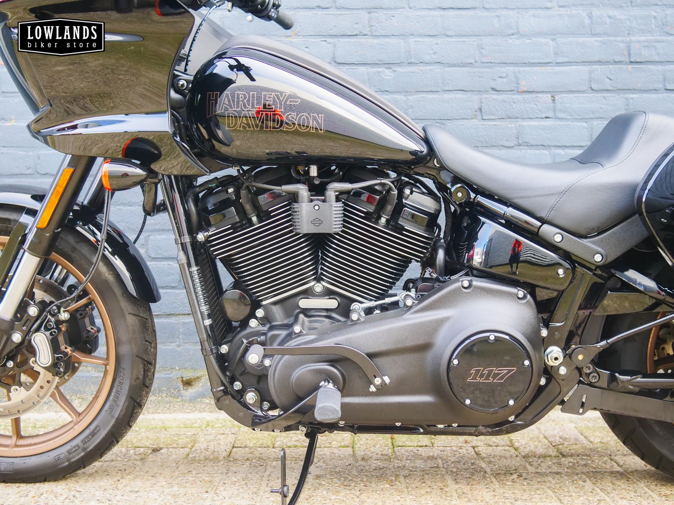 HARLEY-DAVIDSON - 117 FXLRST Lowrider ST