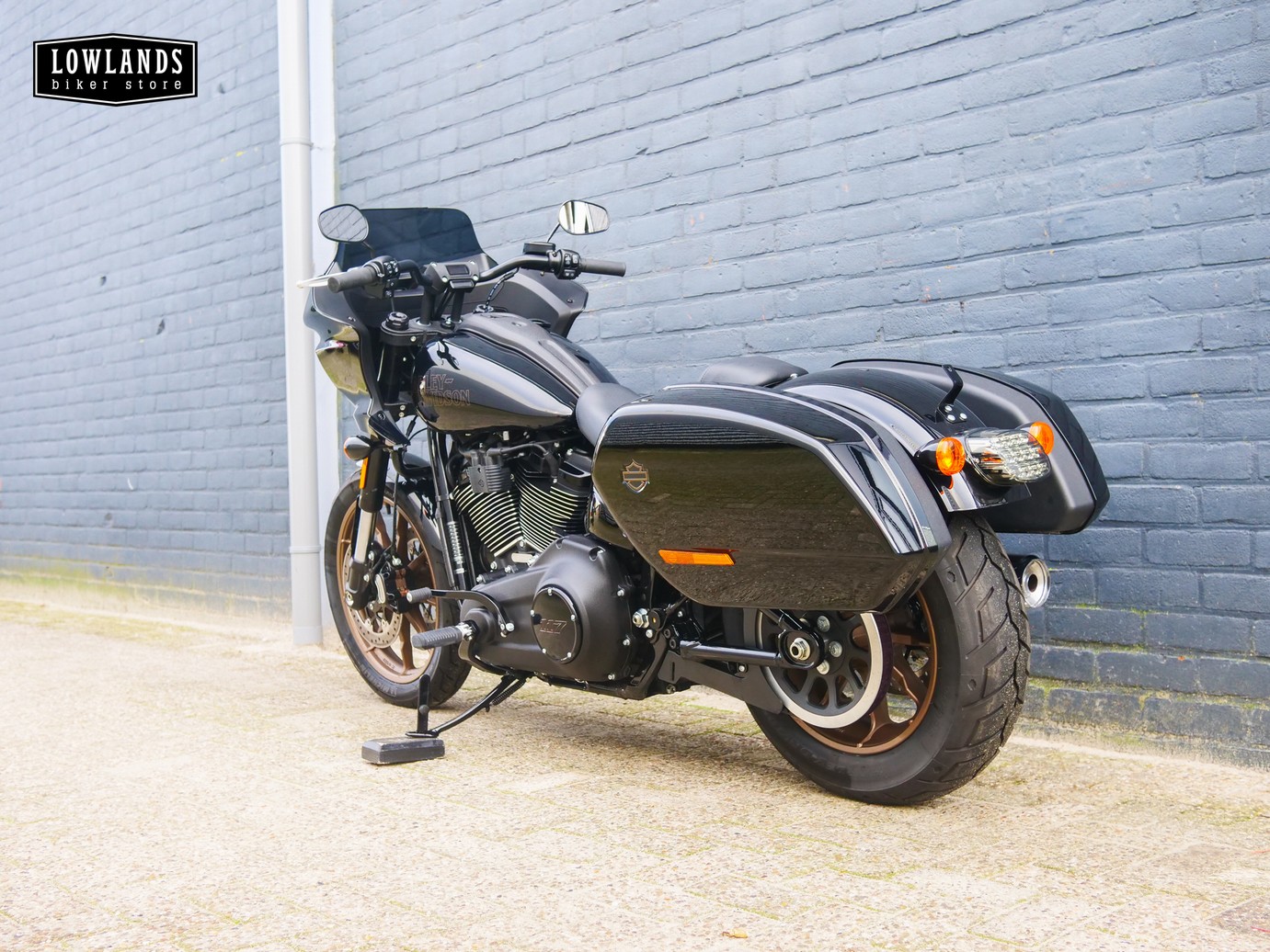 HARLEY-DAVIDSON - 117 FXLRST Lowrider ST