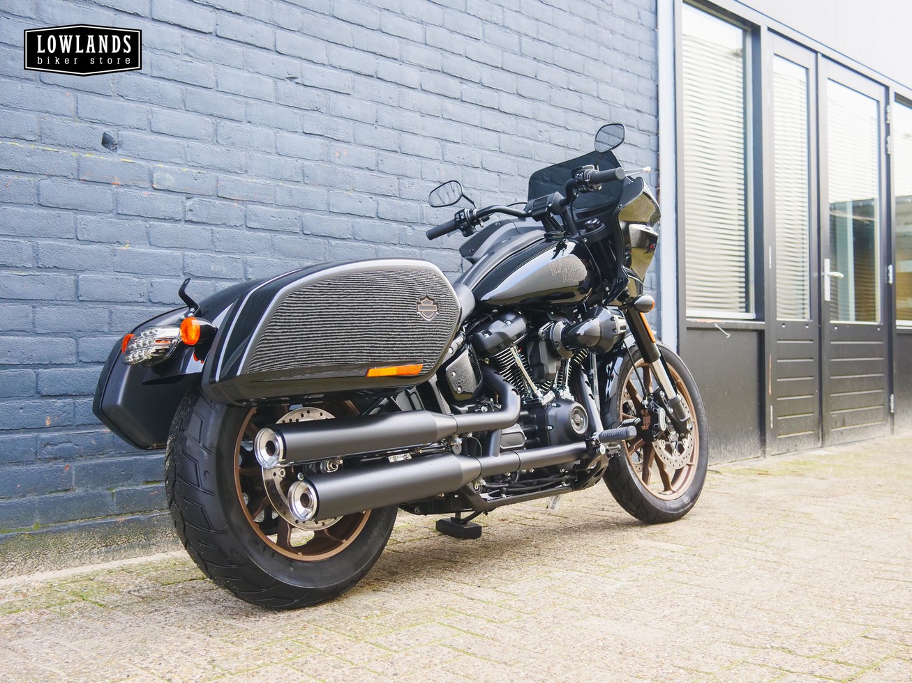 HARLEY-DAVIDSON - 117 FXLRST Lowrider ST