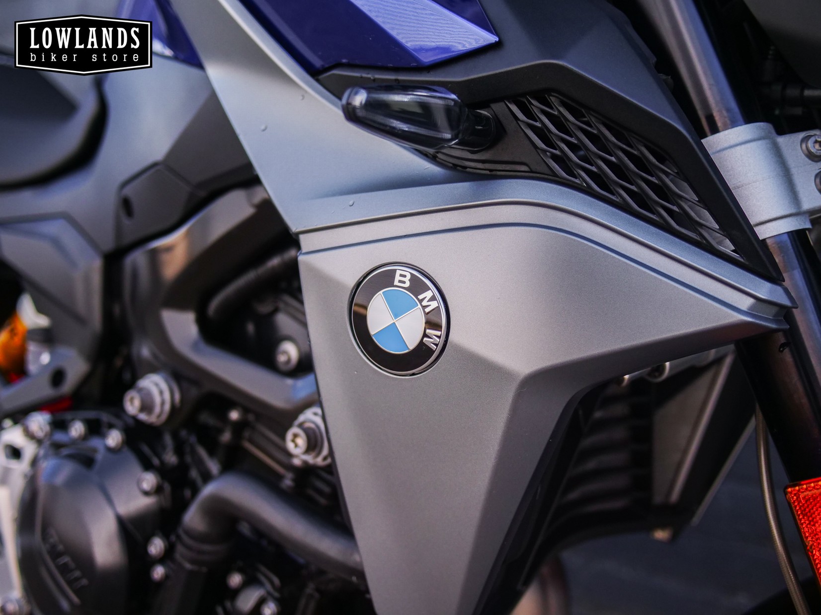 BMW - F 900 R