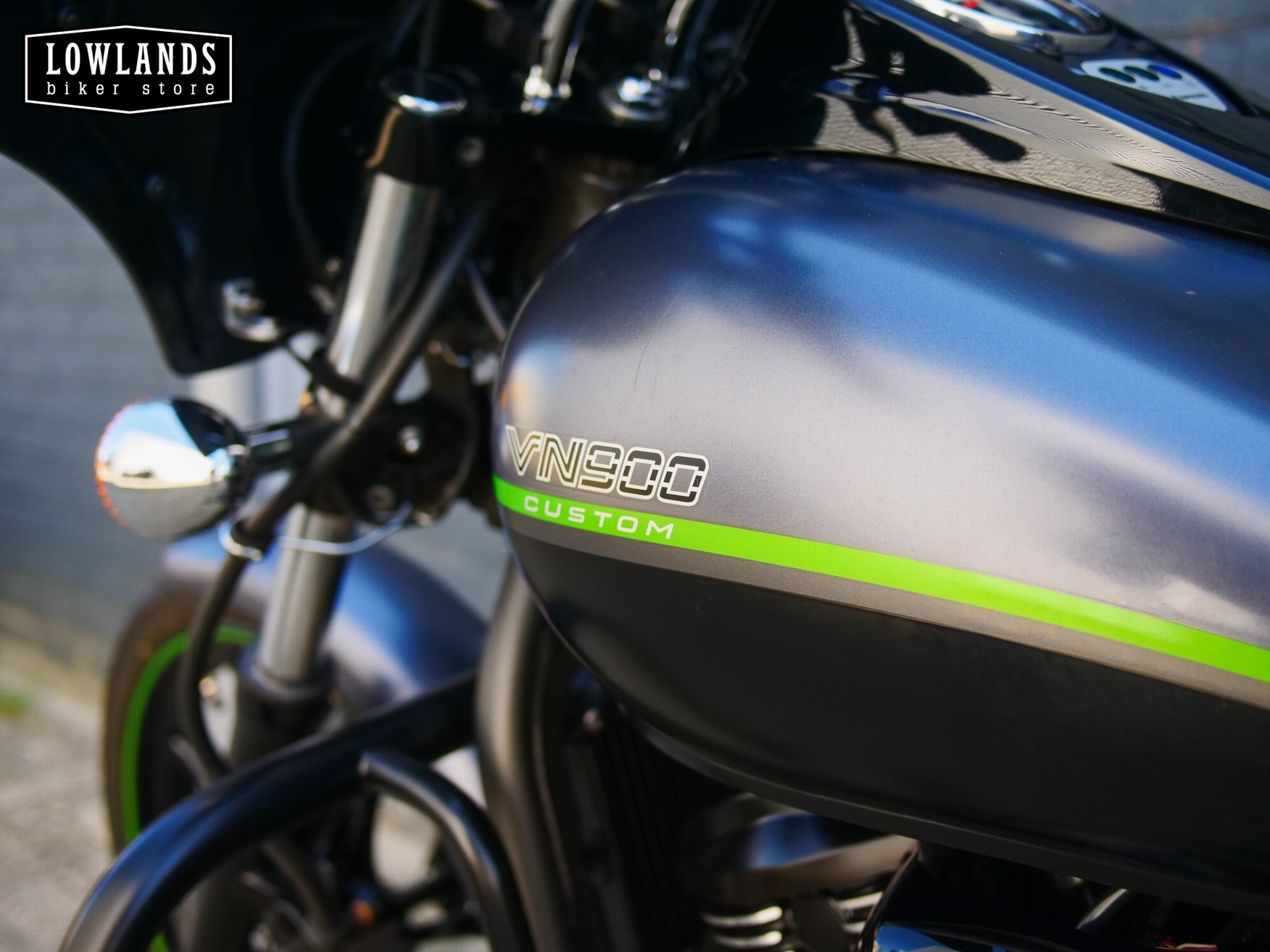 KAWASAKI - VN 900 Custom