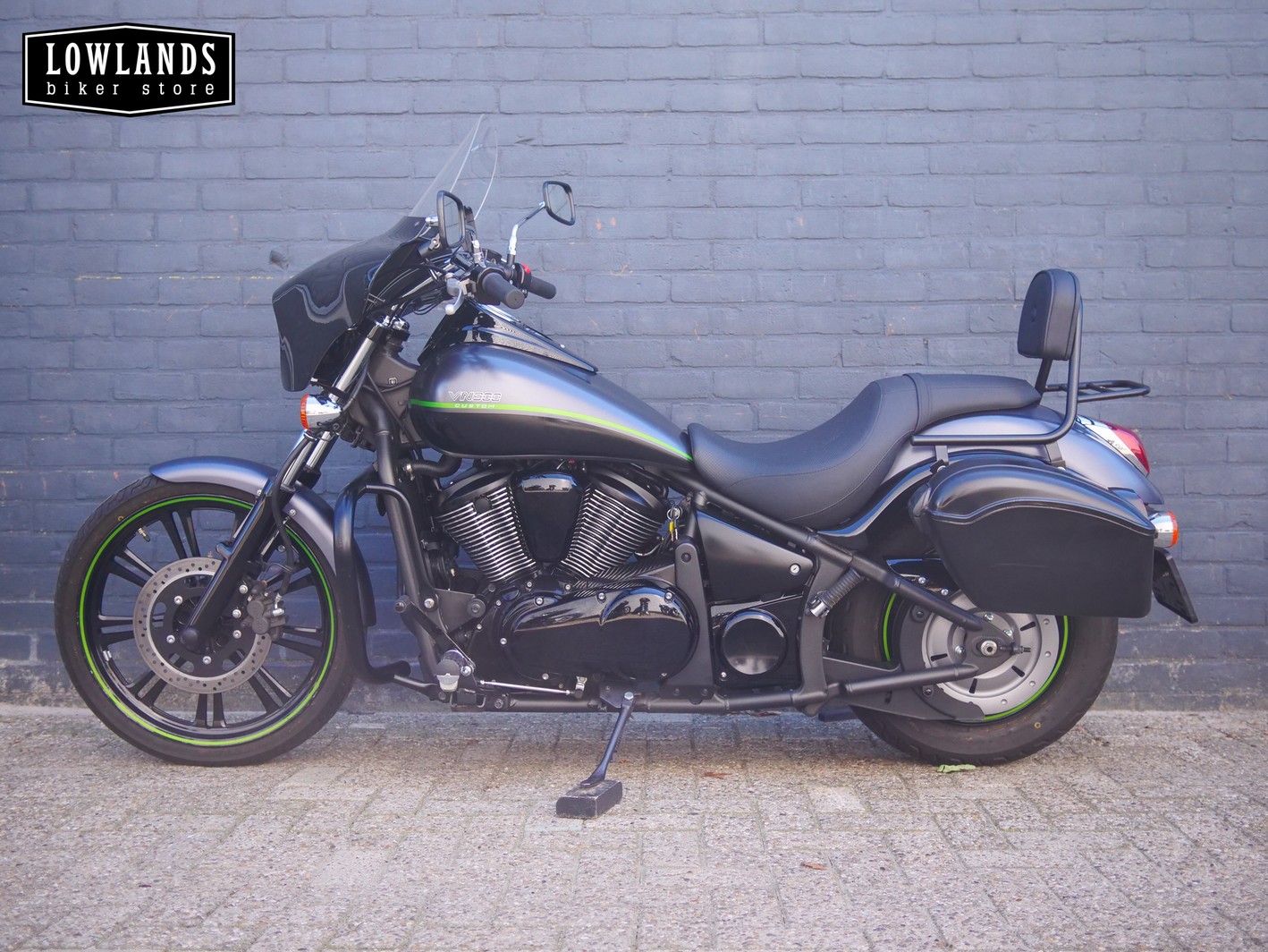 KAWASAKI - VN 900 Custom