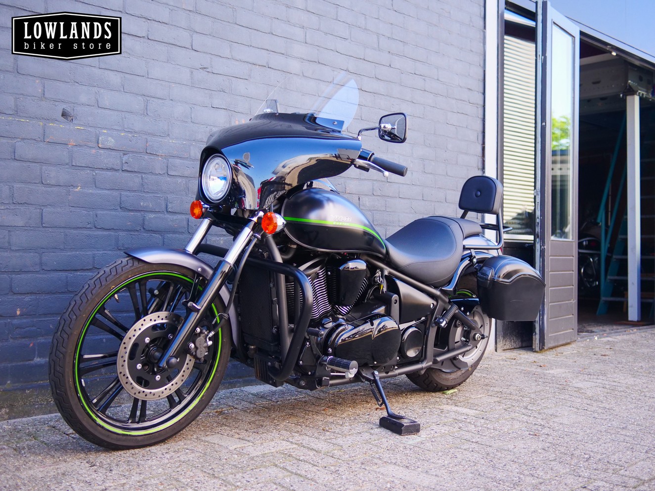 KAWASAKI - VN 900 Custom