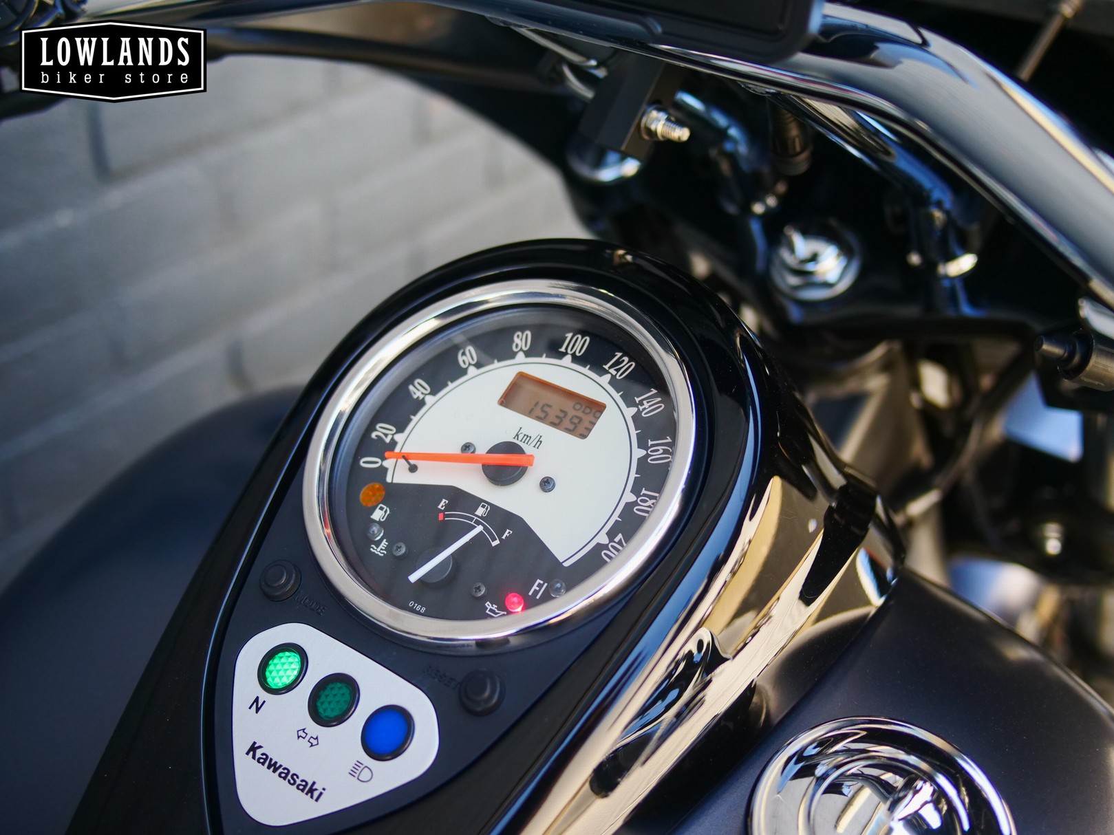 KAWASAKI - VN 900 Custom