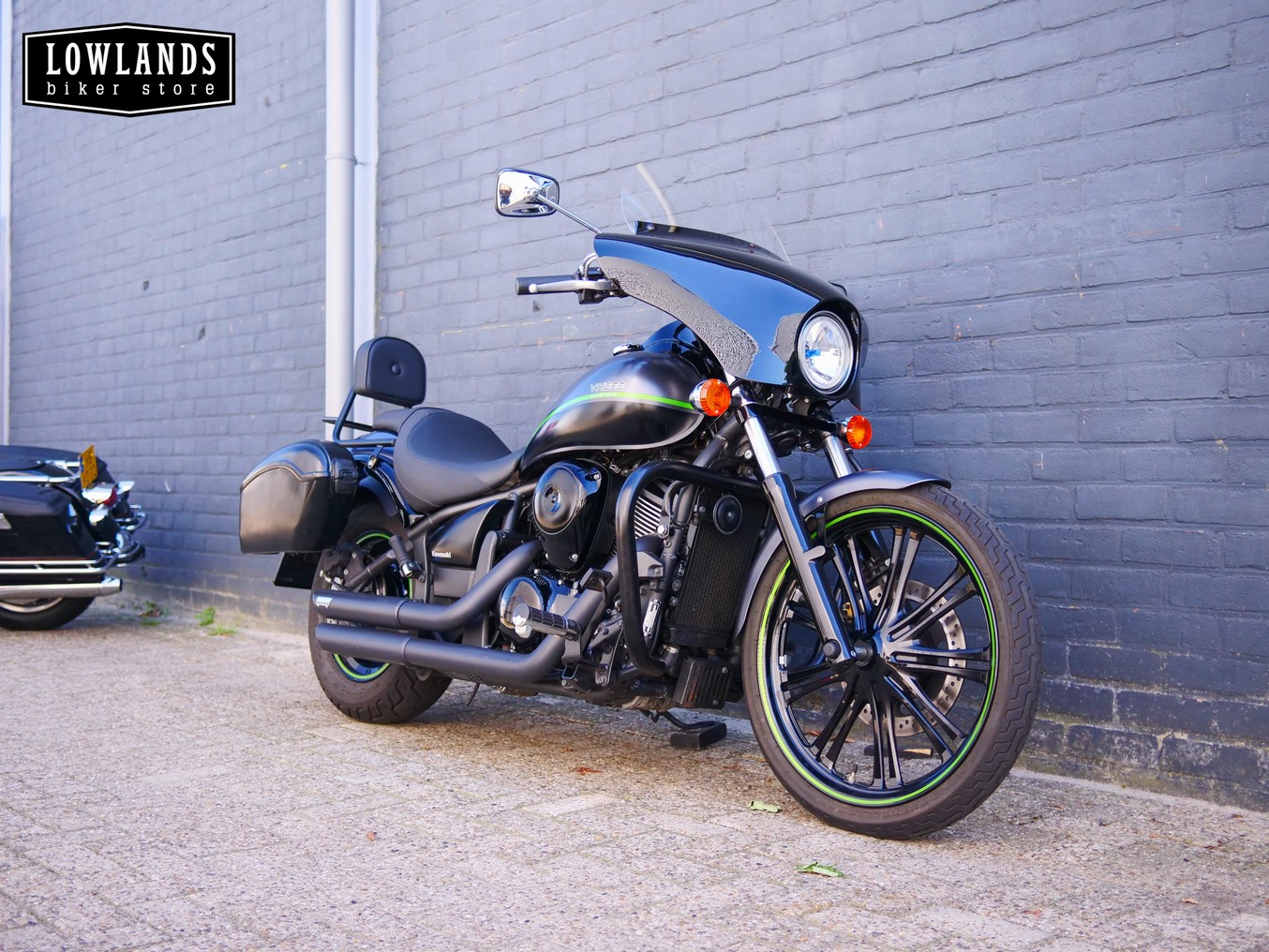 KAWASAKI - VN 900 Custom