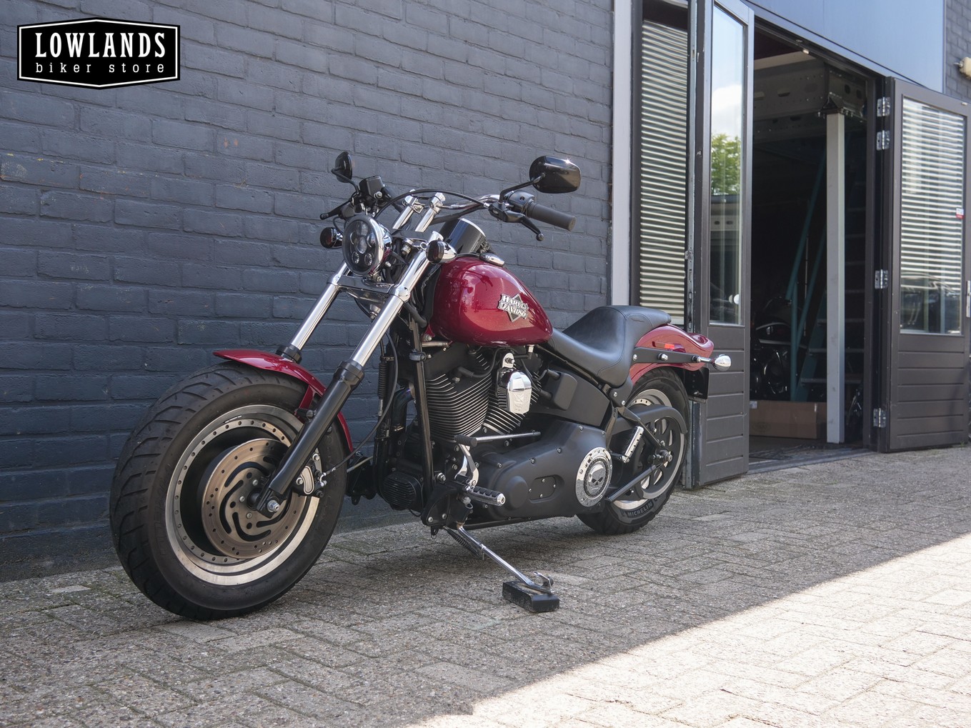 HARLEY-DAVIDSON - FXSTB Night Train