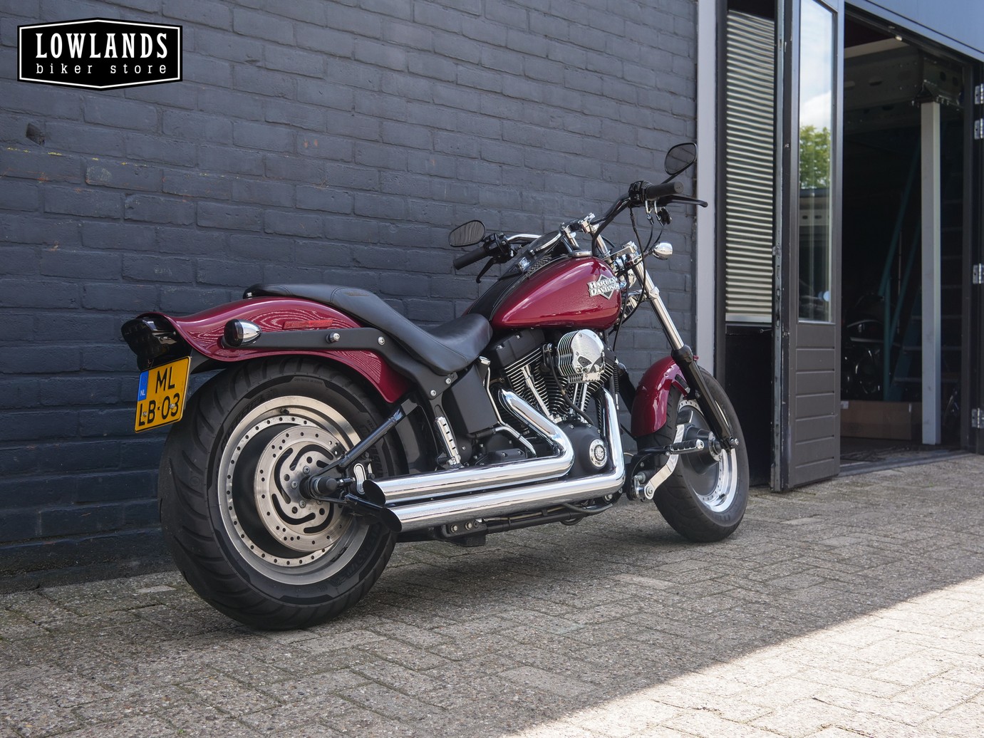 HARLEY-DAVIDSON - FXSTB Night Train