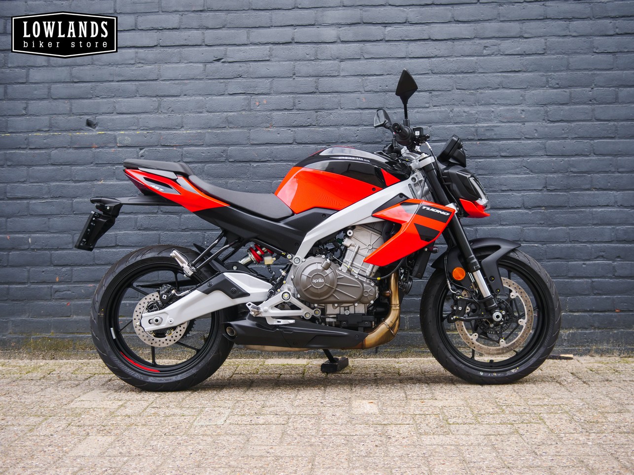 APRILIA - Tuono 457 Piranha Red